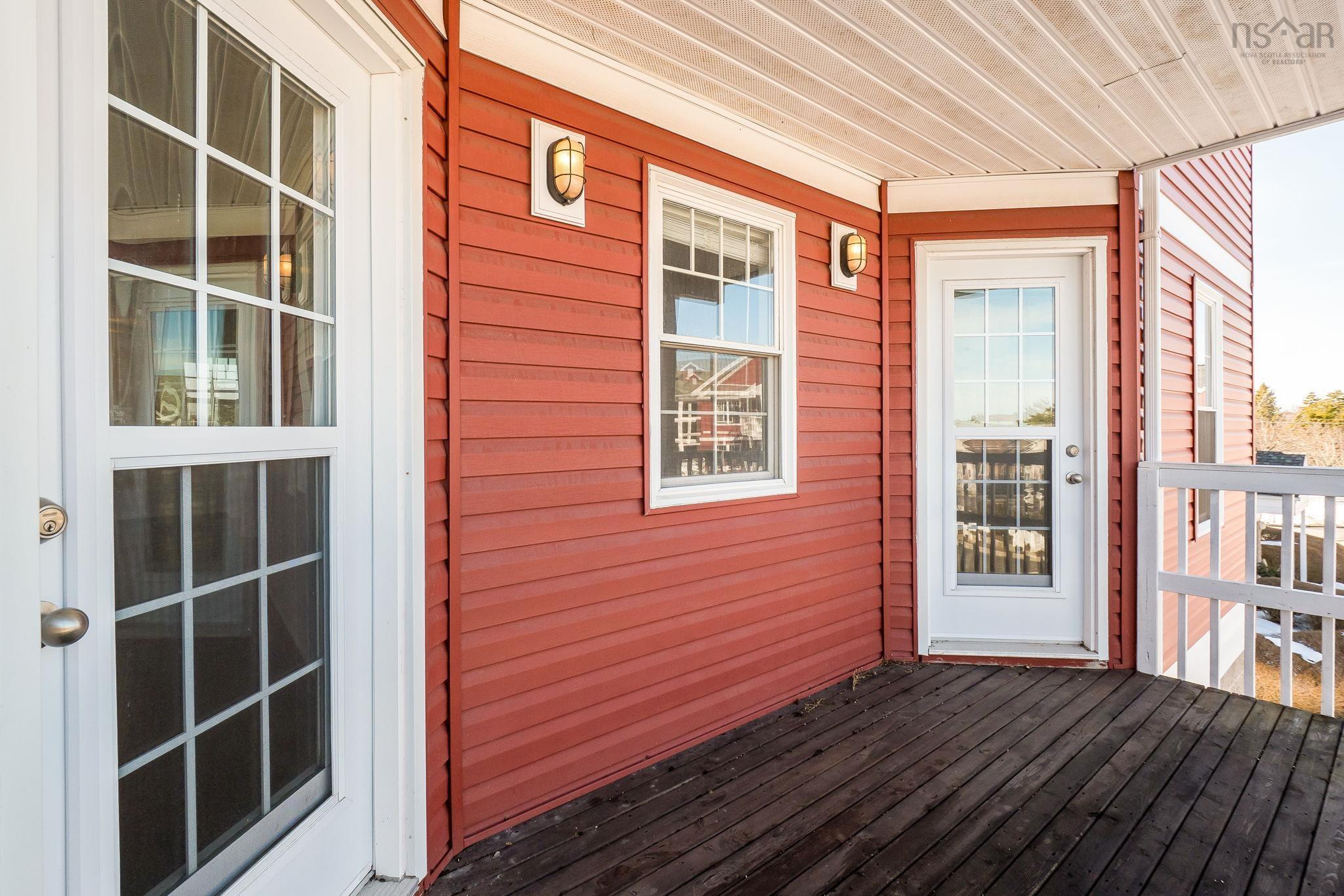 $364,990.00: 524 94 Moirs Mill Road, Bedford