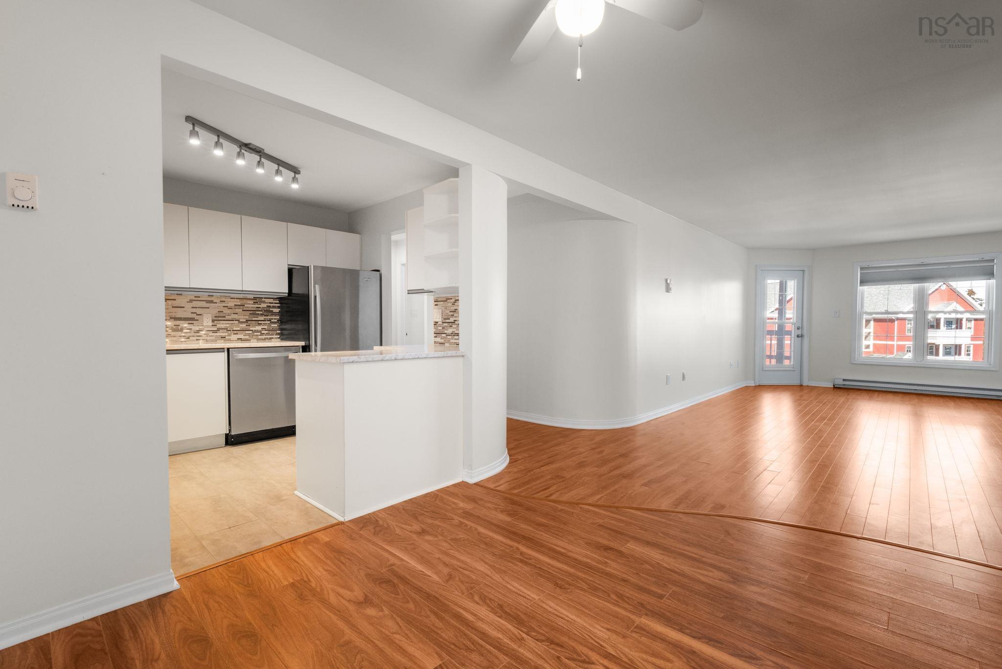 $364,990.00: 524 94 Moirs Mill Road, Bedford