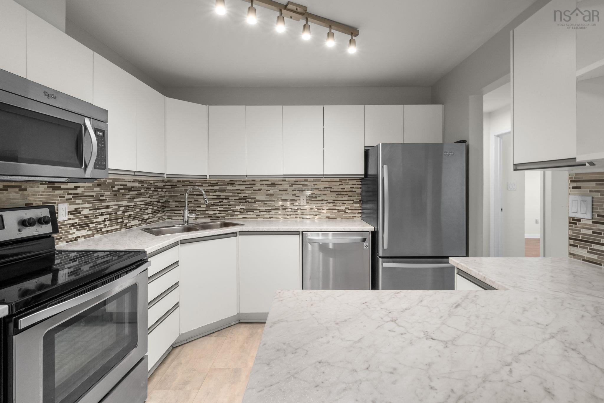 $364,990.00: 524 94 Moirs Mill Road, Bedford