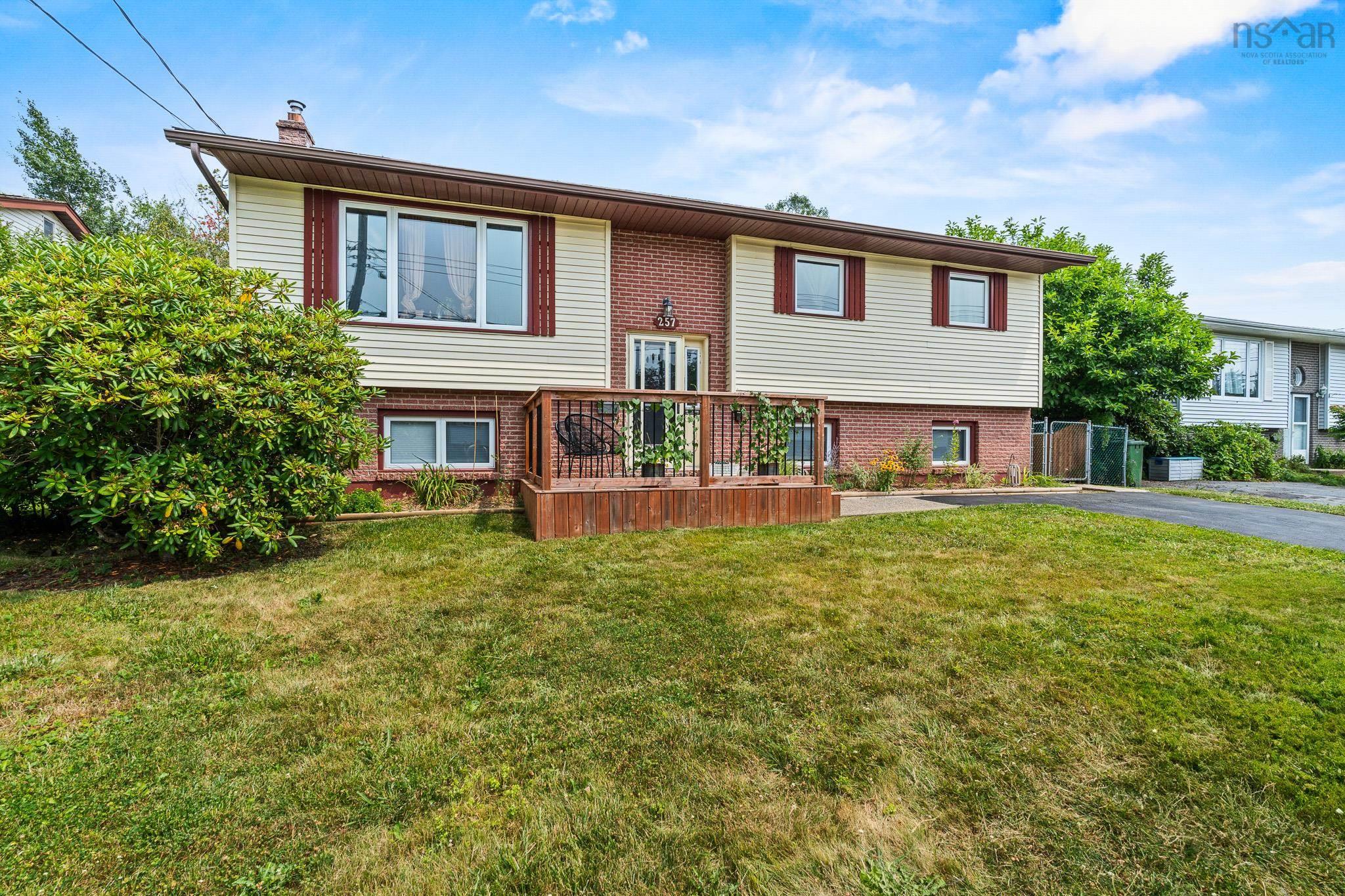 $549,900.00: 257 John Stewart Drive, Cole Harbour