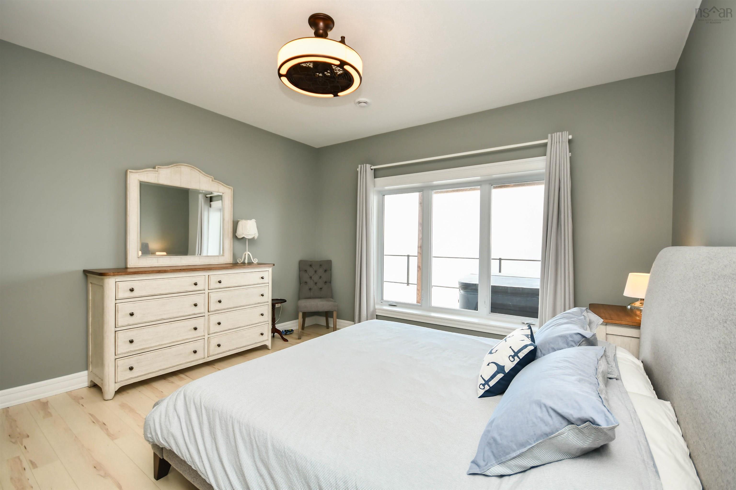 $1,199,000.00: 1907 Highway 329, Hubbards