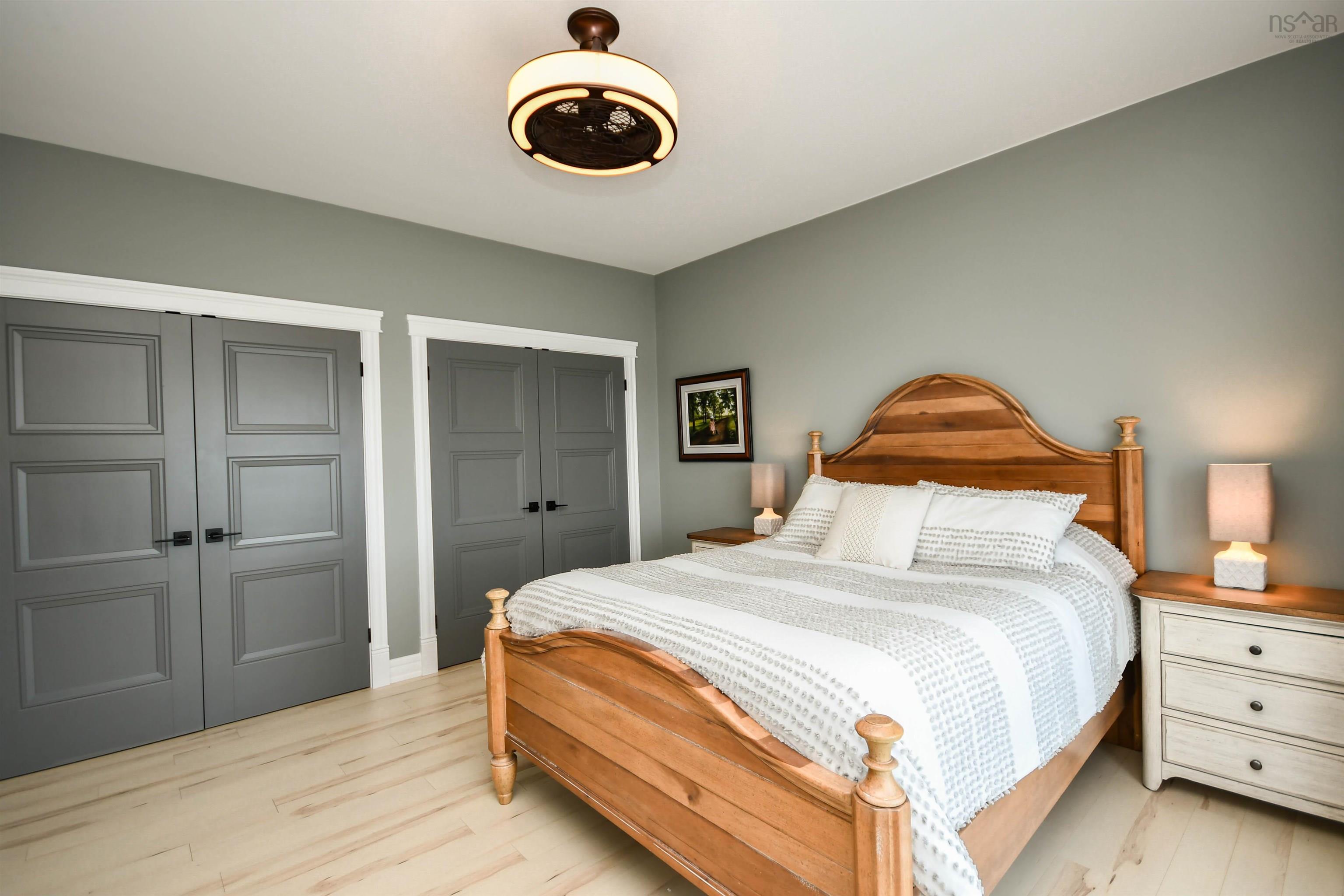 $1,199,000.00: 1907 Highway 329, Hubbards