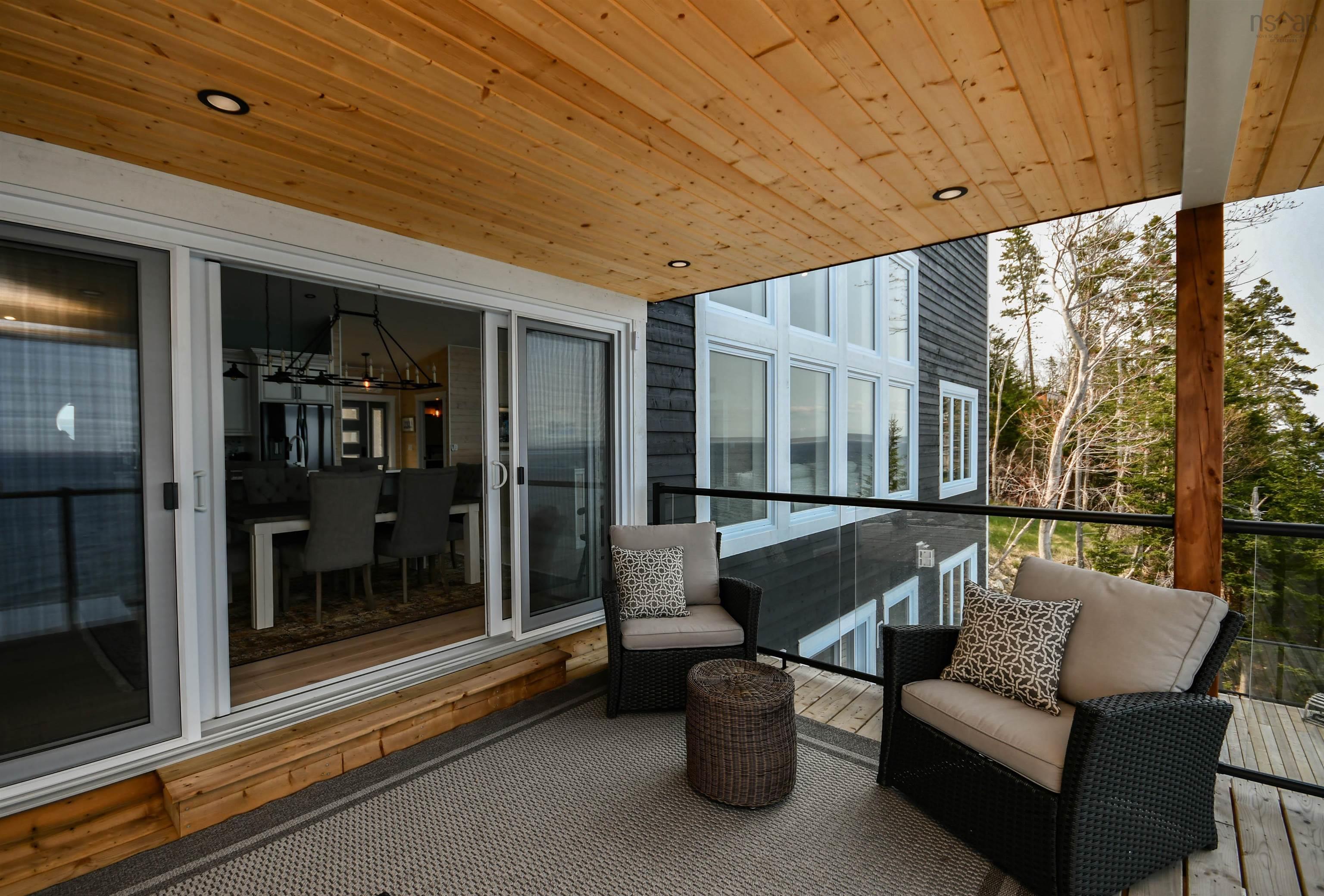 $1,199,000.00: 1907 Highway 329, Hubbards