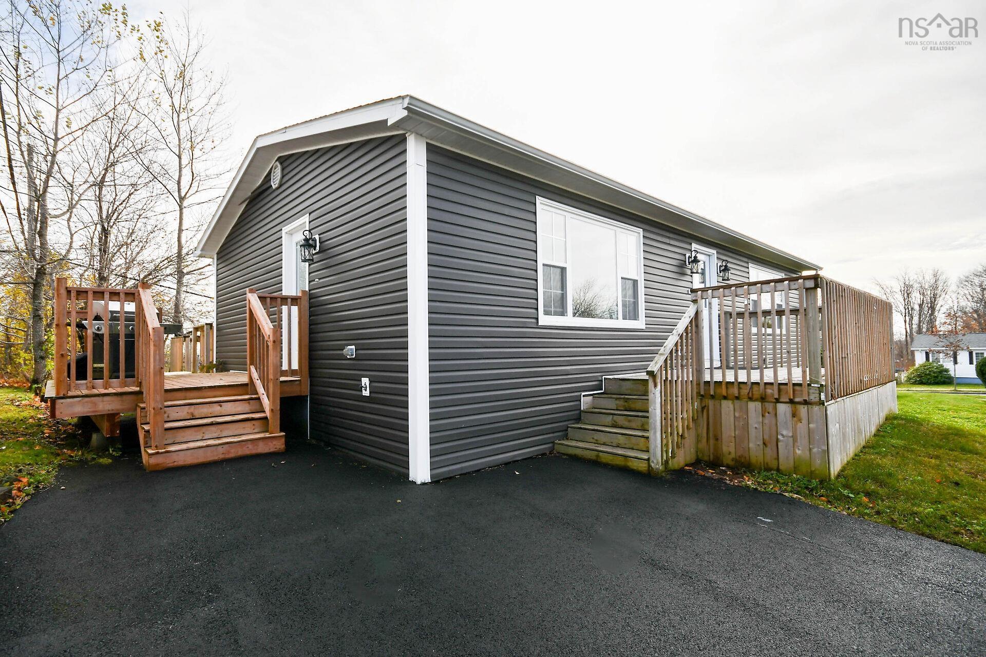 5 Sampson Drive, Lower Sackville, NS (MLS® 202604423)