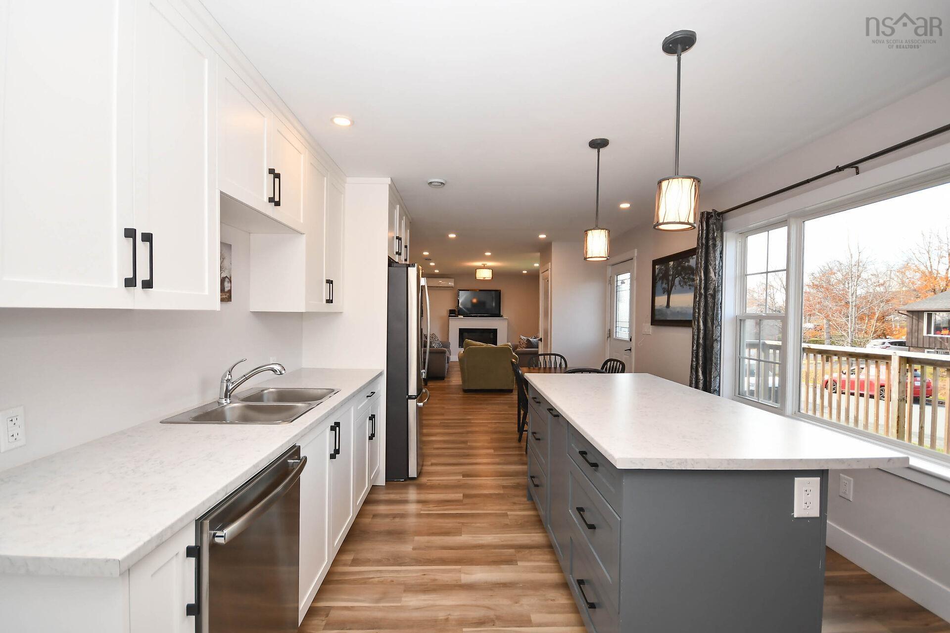 $559,999.00: 5 Sampson Drive, Lower Sackville