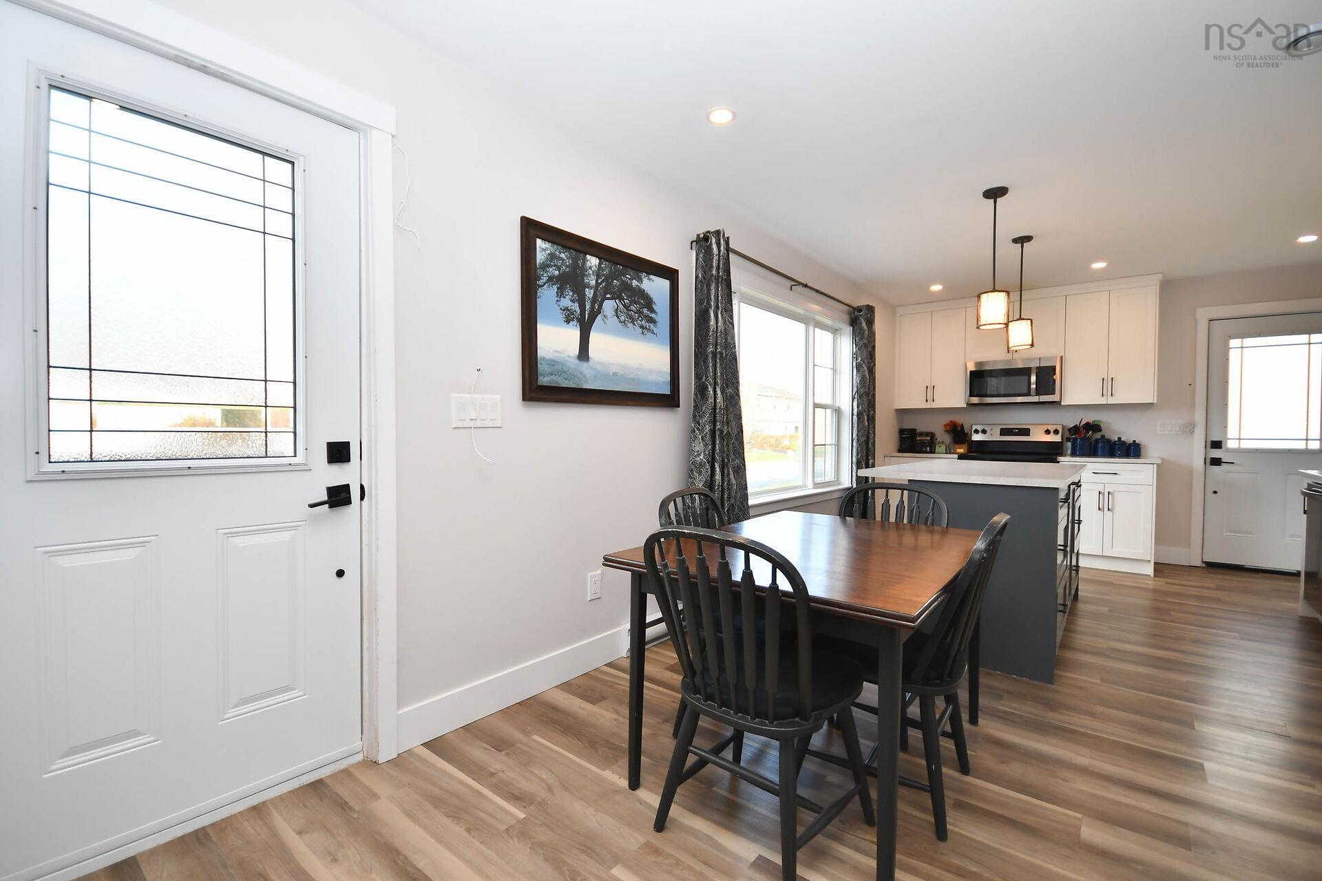 $559,999.00: 5 Sampson Drive, Lower Sackville