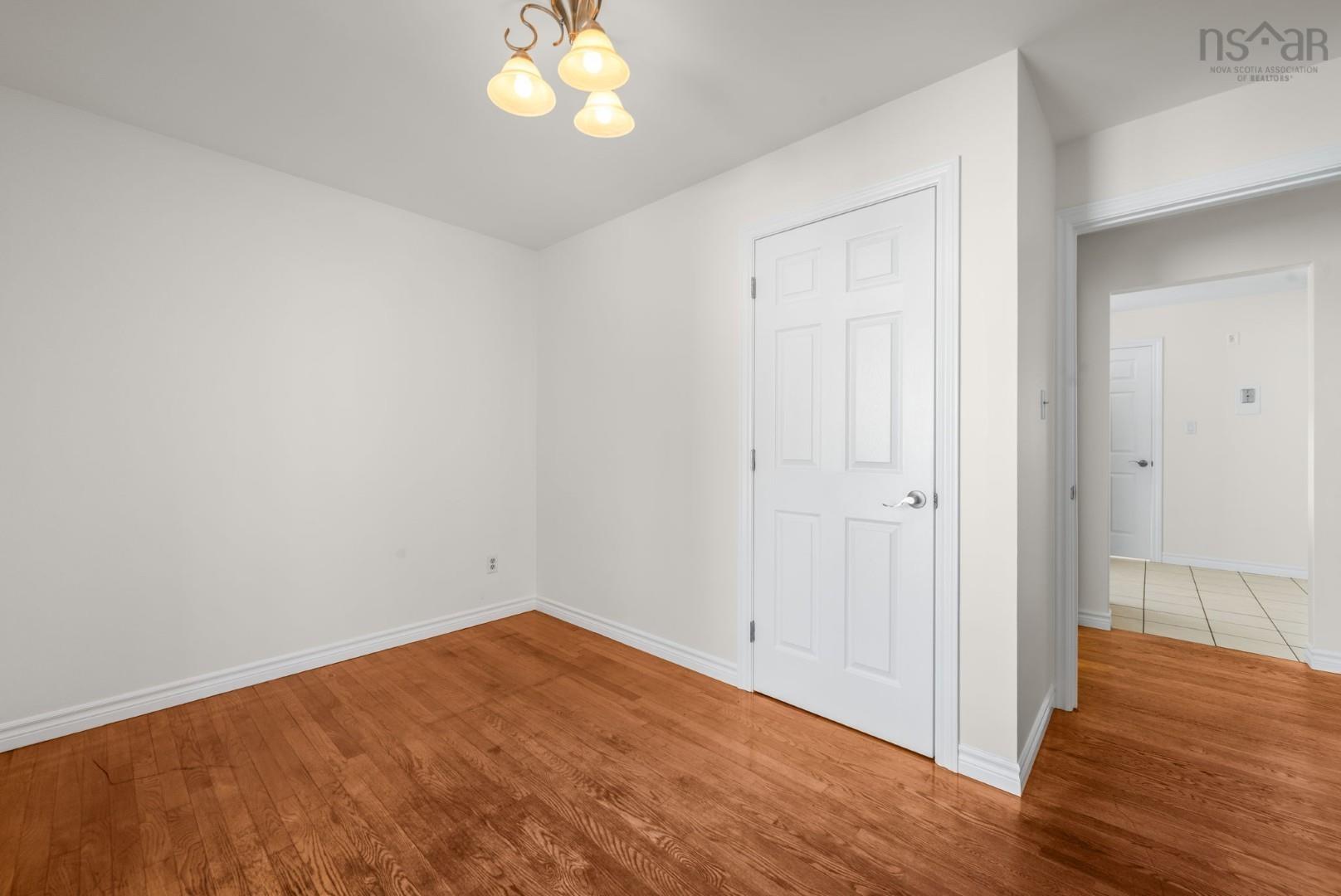 $549,900.00: 21 Smith Avenue, Cole Harbour