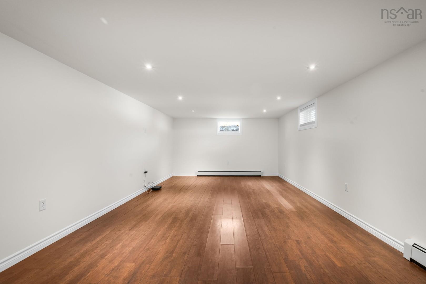 $549,900.00: 21 Smith Avenue, Cole Harbour