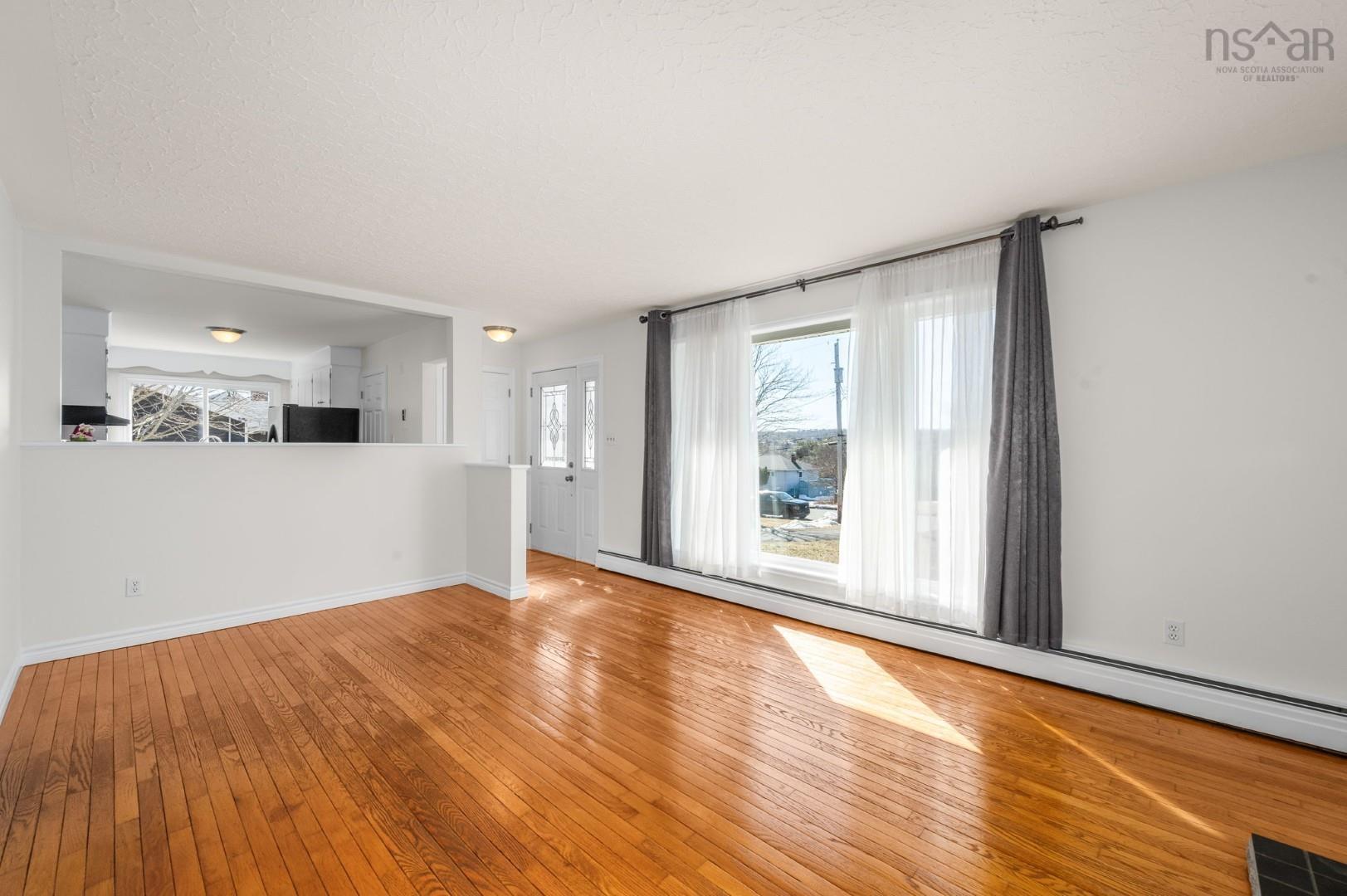 $549,900.00: 21 Smith Avenue, Cole Harbour