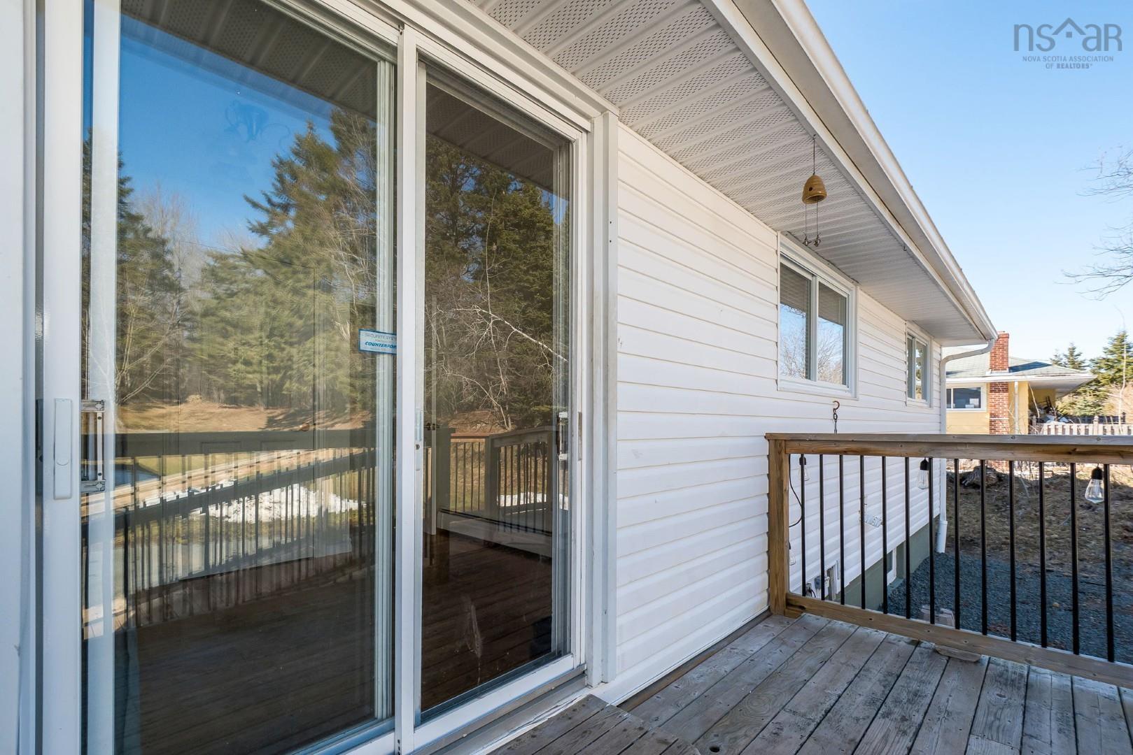 $549,900.00: 21 Smith Avenue, Cole Harbour