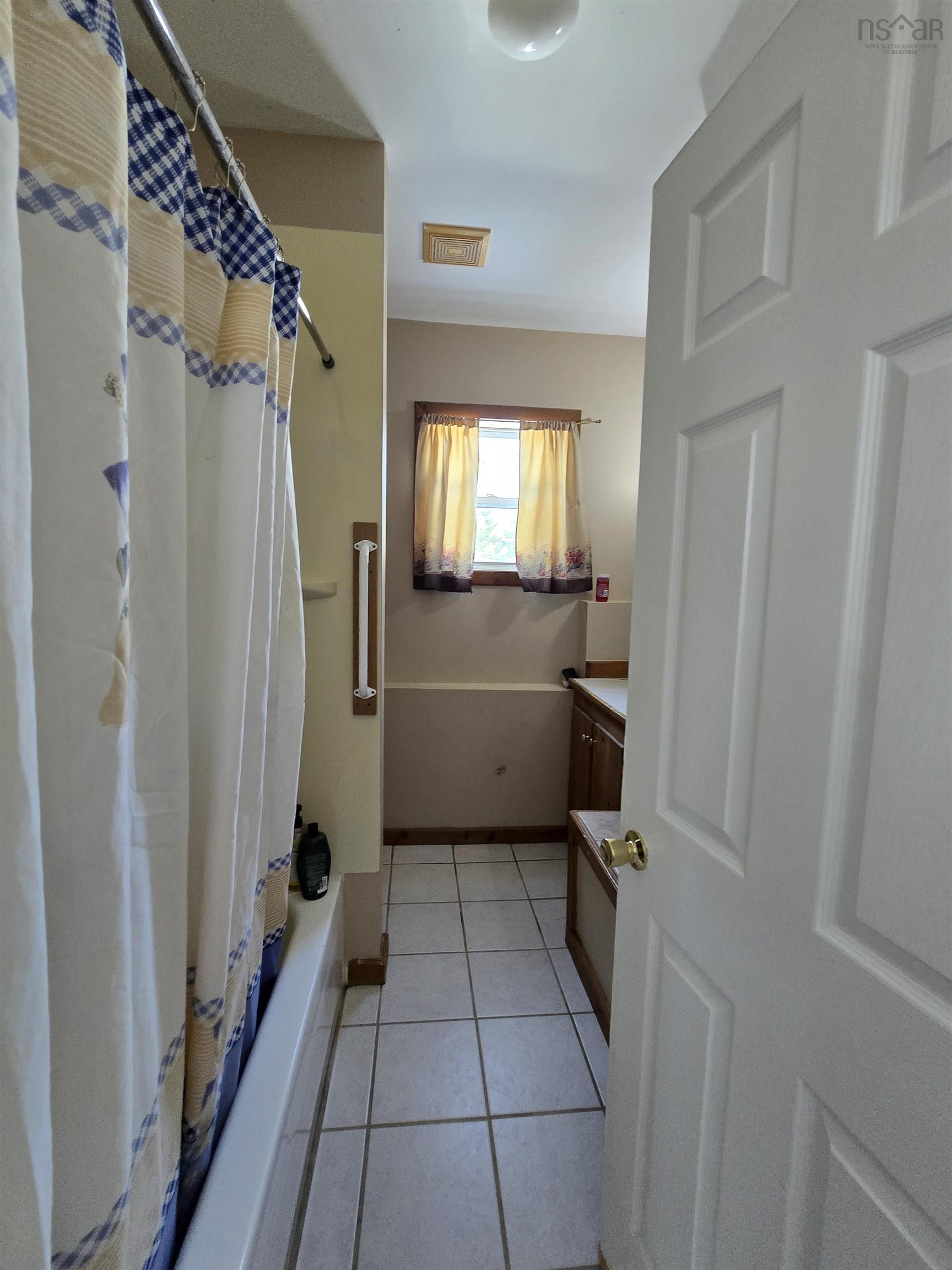 $759,900.00: 19 Bond Drive, Chester