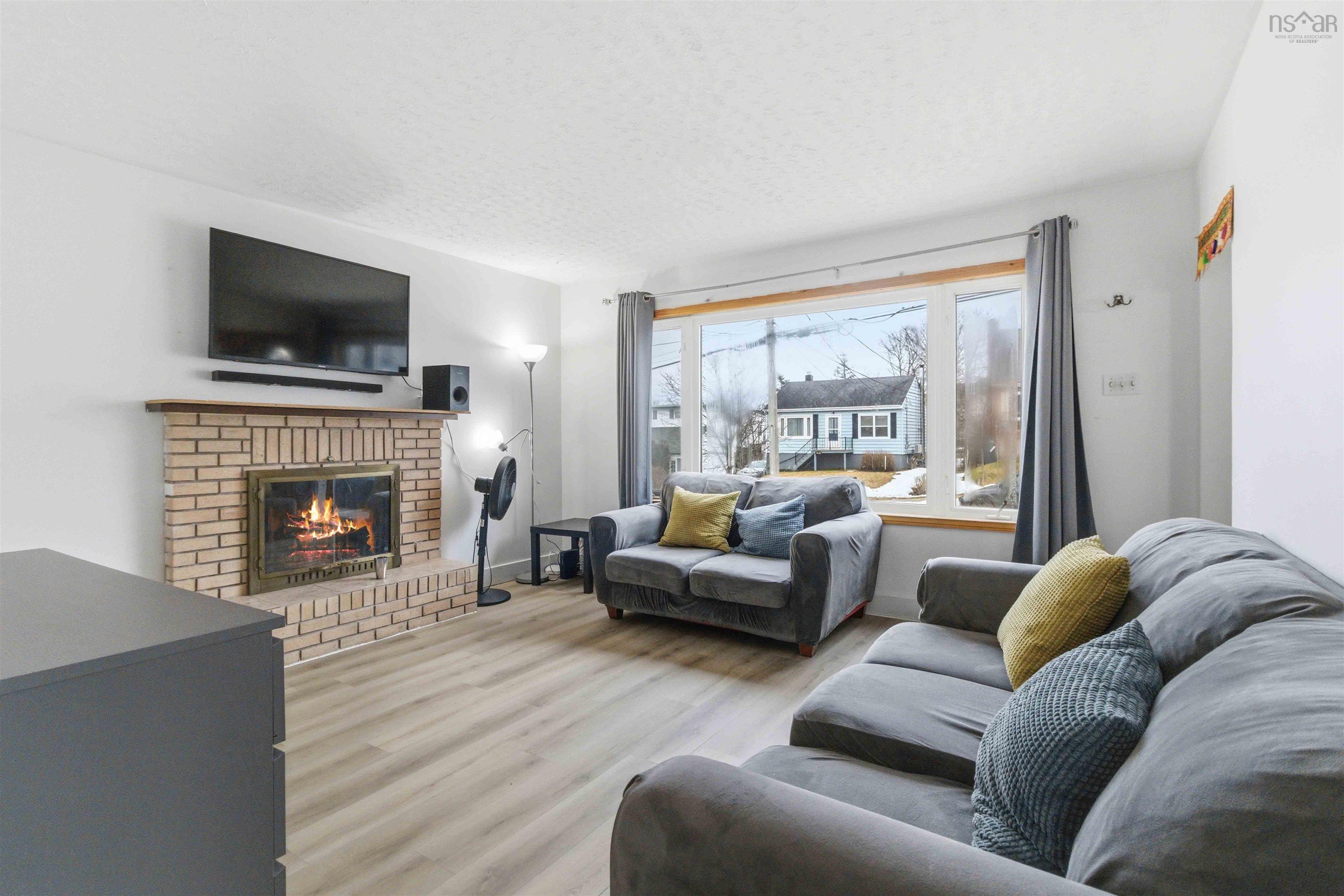 $499,900.00: 24 Auburn Avenue, Halifax