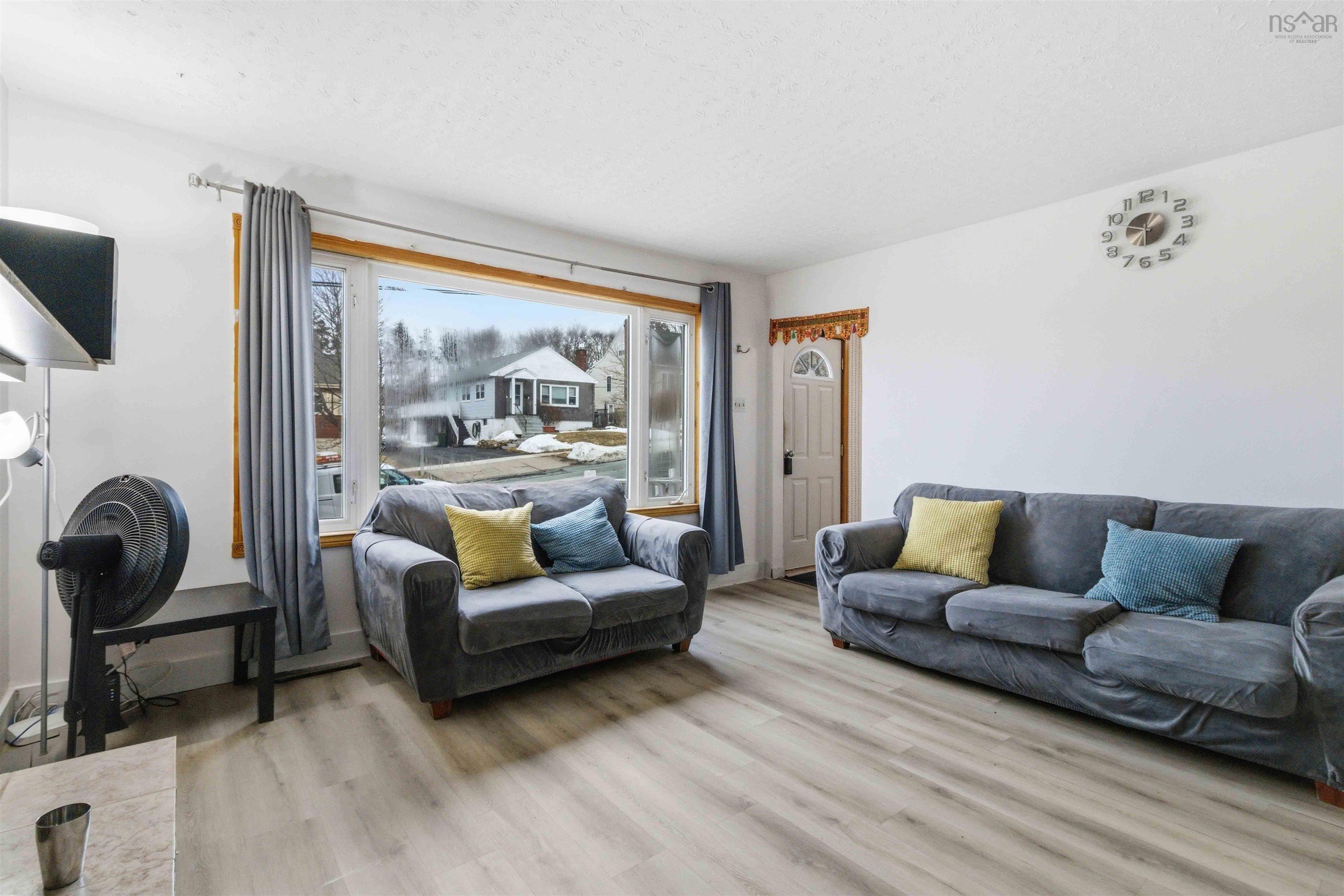 $499,900.00: 24 Auburn Avenue, Halifax