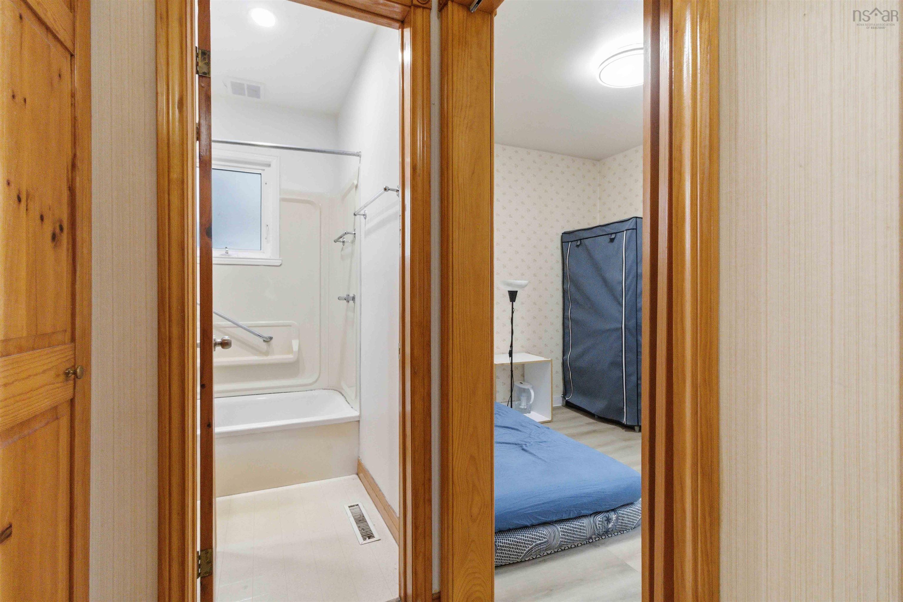 $499,900.00: 24 Auburn Avenue, Halifax