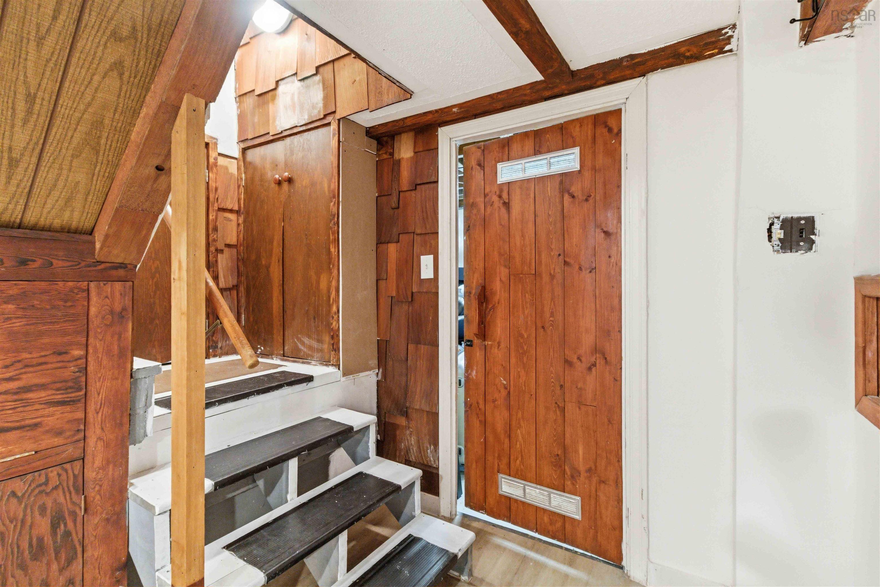 $499,900.00: 24 Auburn Avenue, Halifax