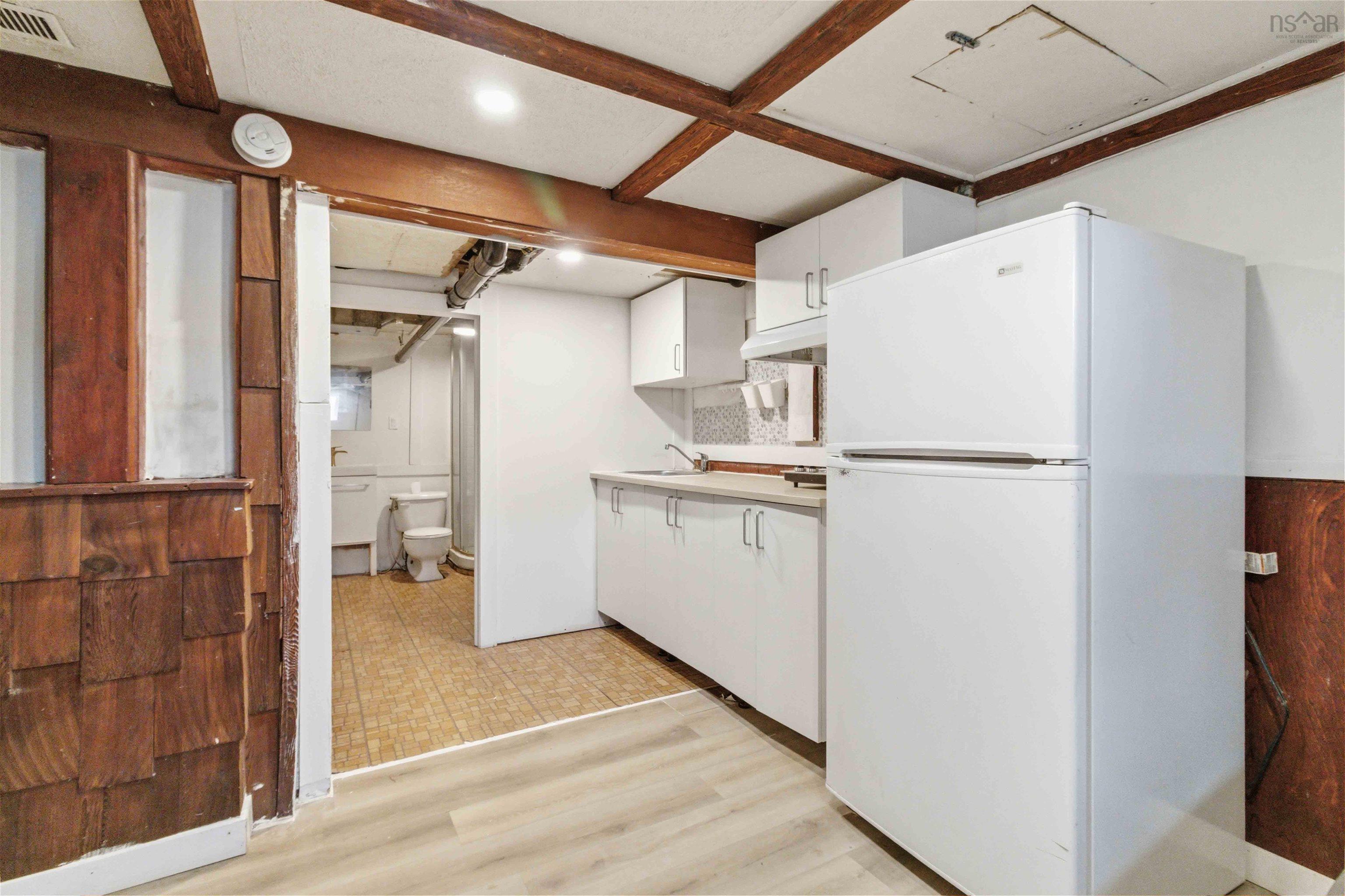 $499,900.00: 24 Auburn Avenue, Halifax