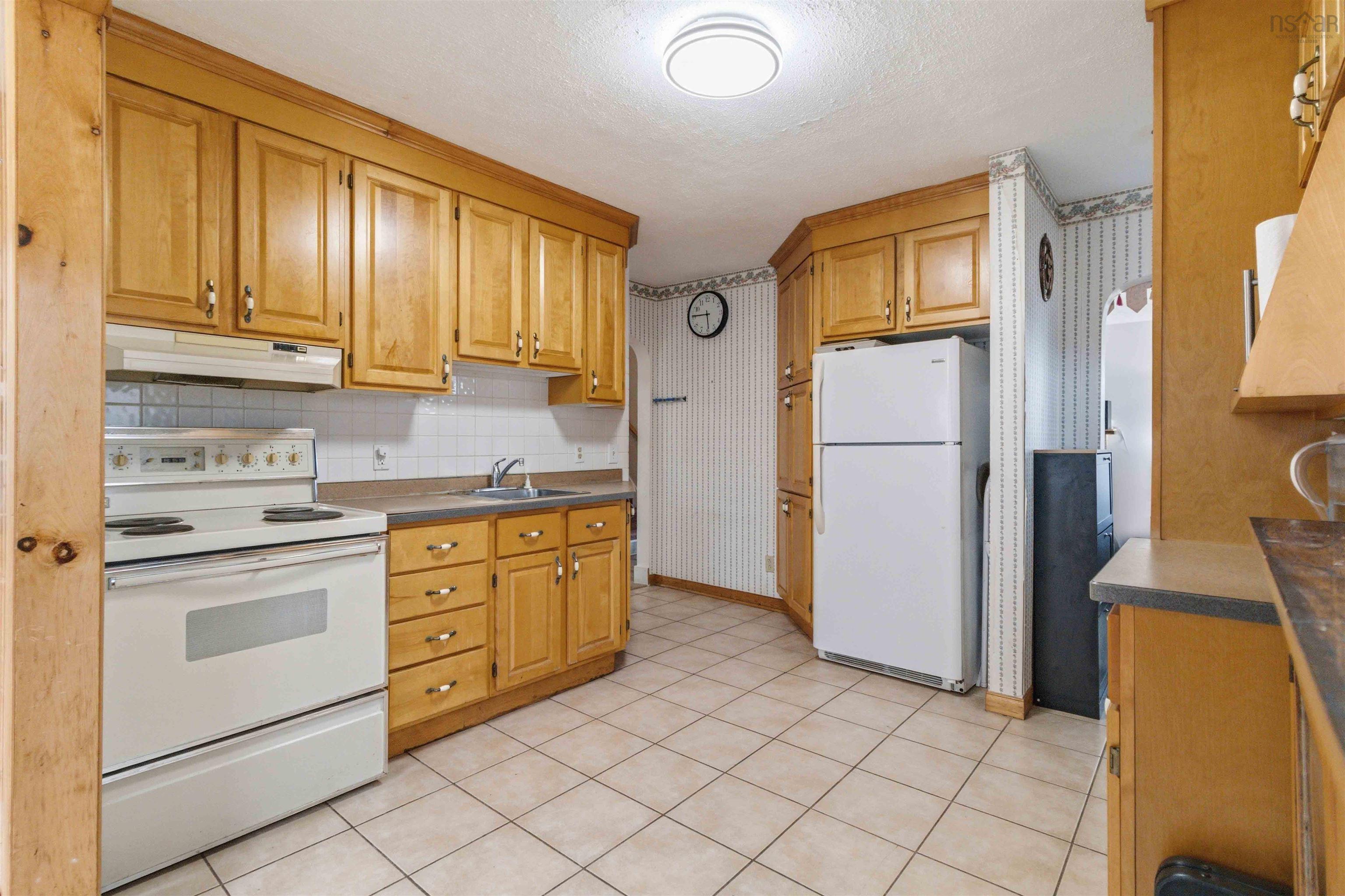 $499,900.00: 24 Auburn Avenue, Halifax