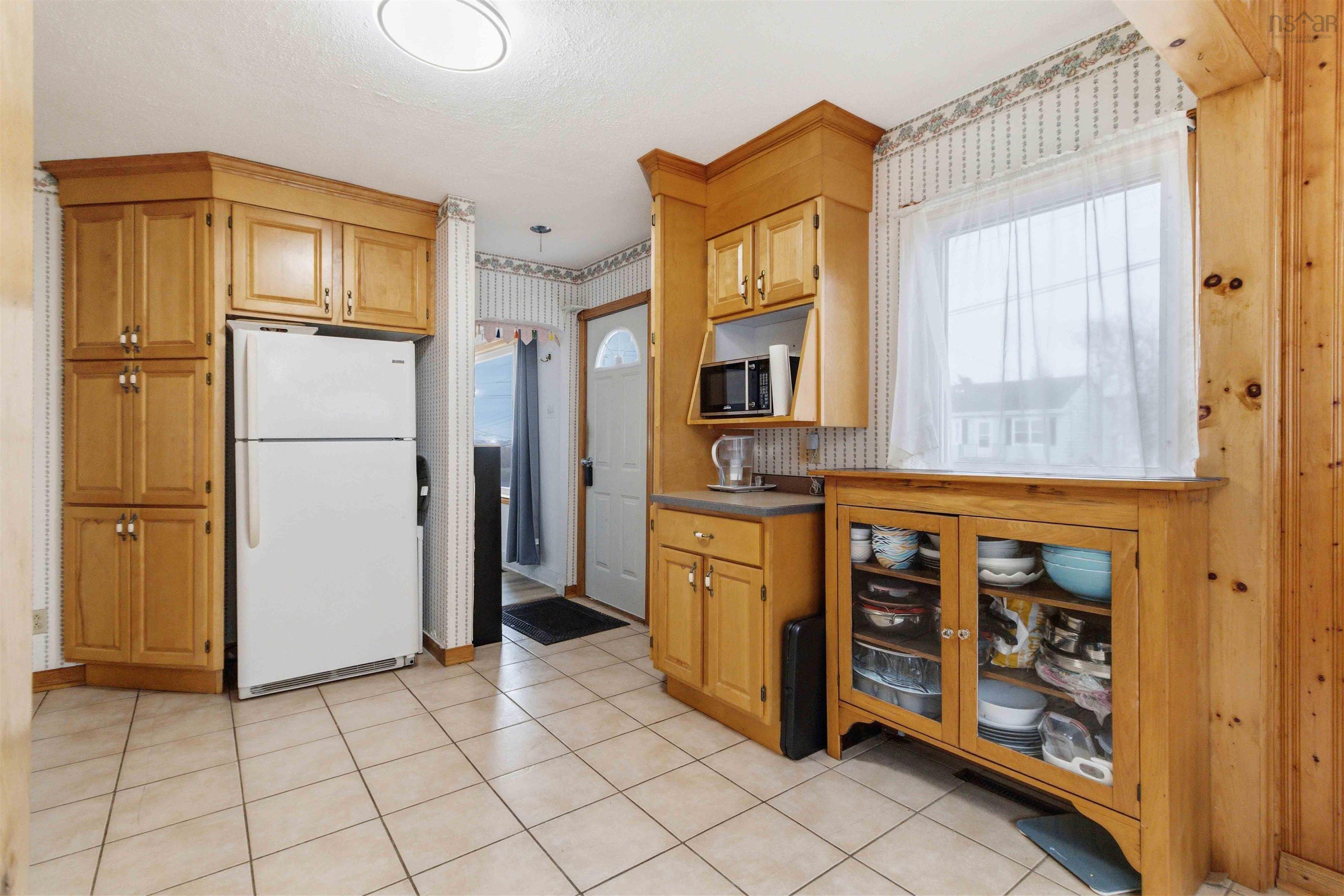 $499,900.00: 24 Auburn Avenue, Halifax