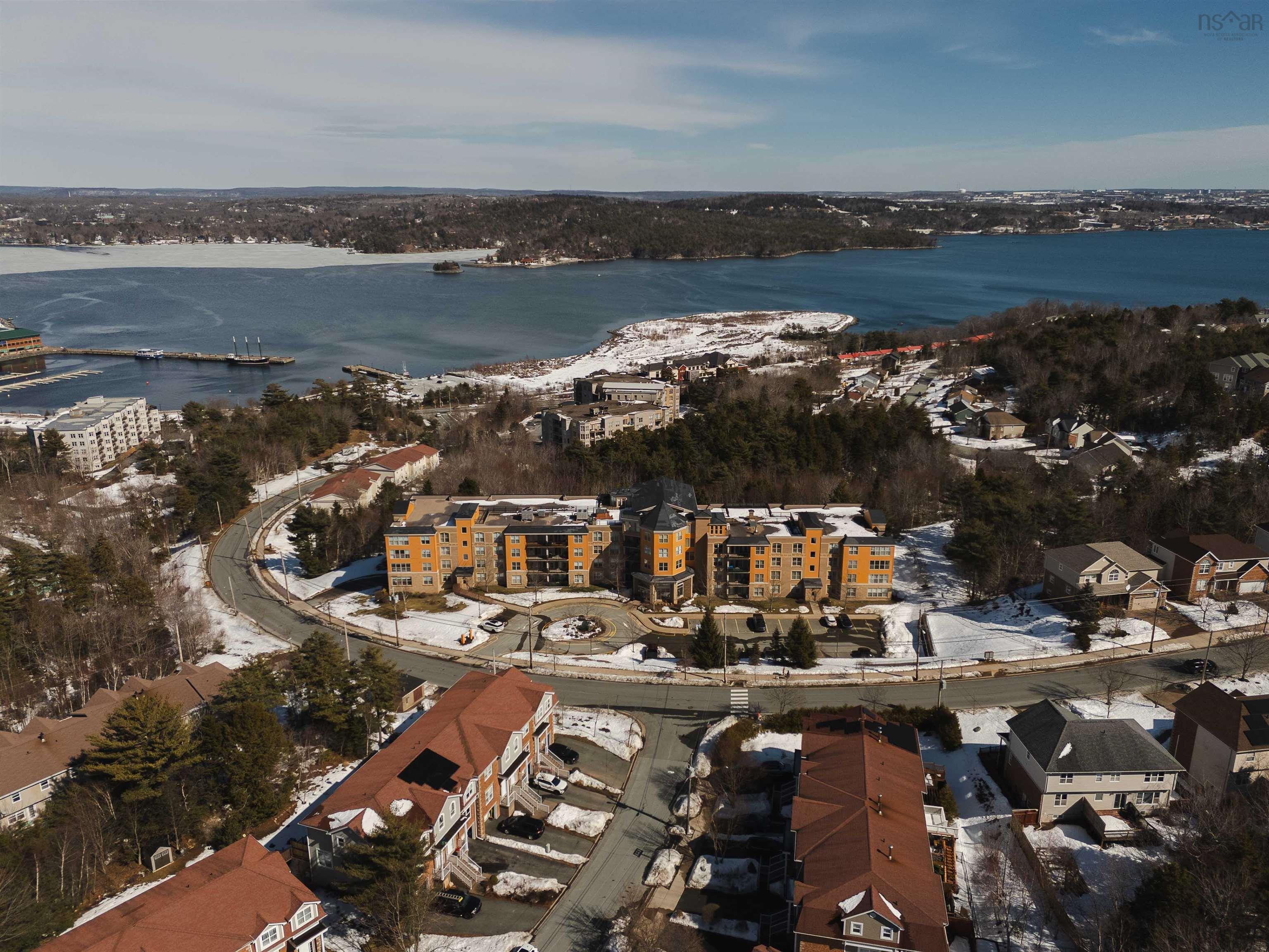 $539,900.00: 306 120 Southgate Drive, Bedford