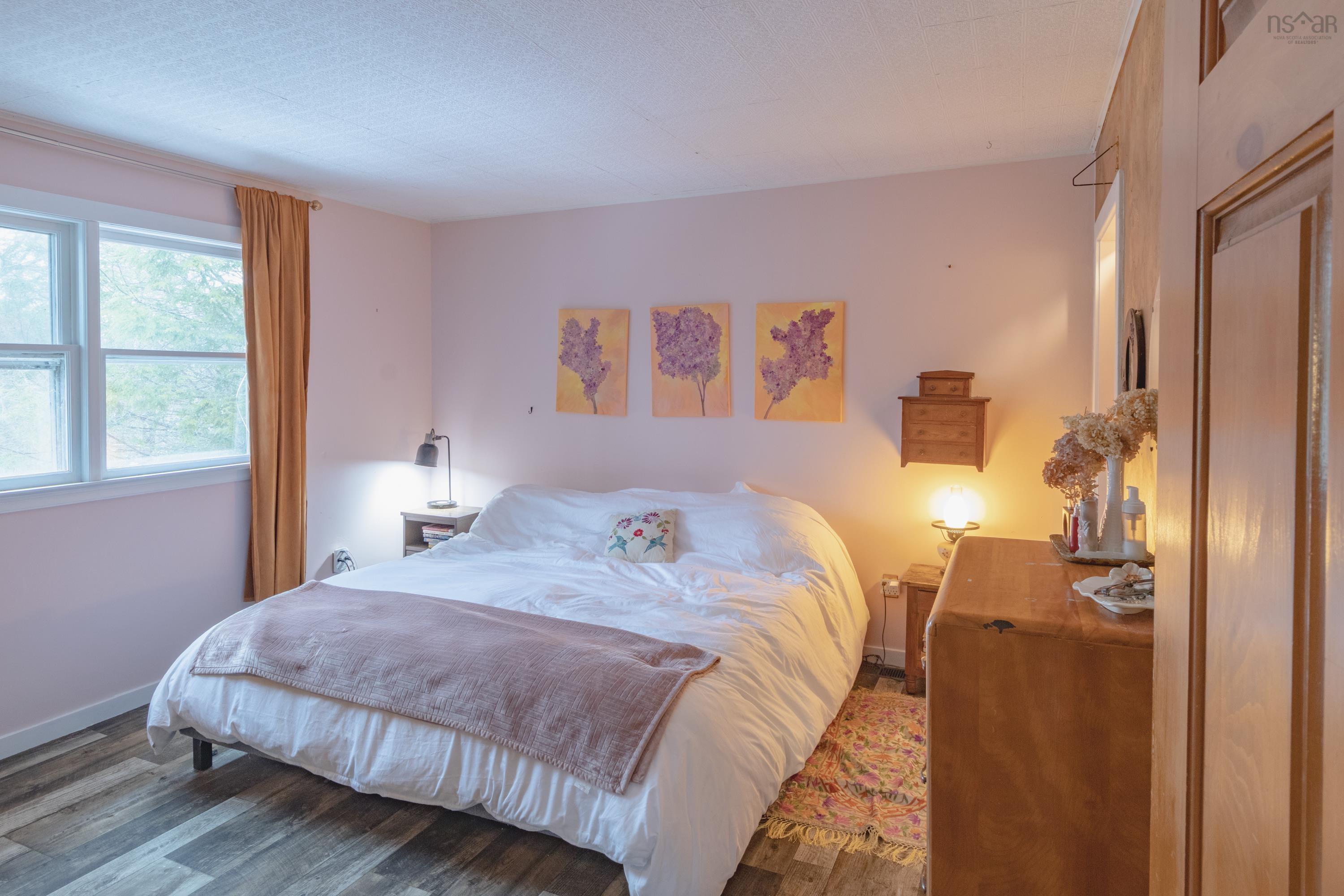 $289,900.00: 109 Ohio Road, Shelburne