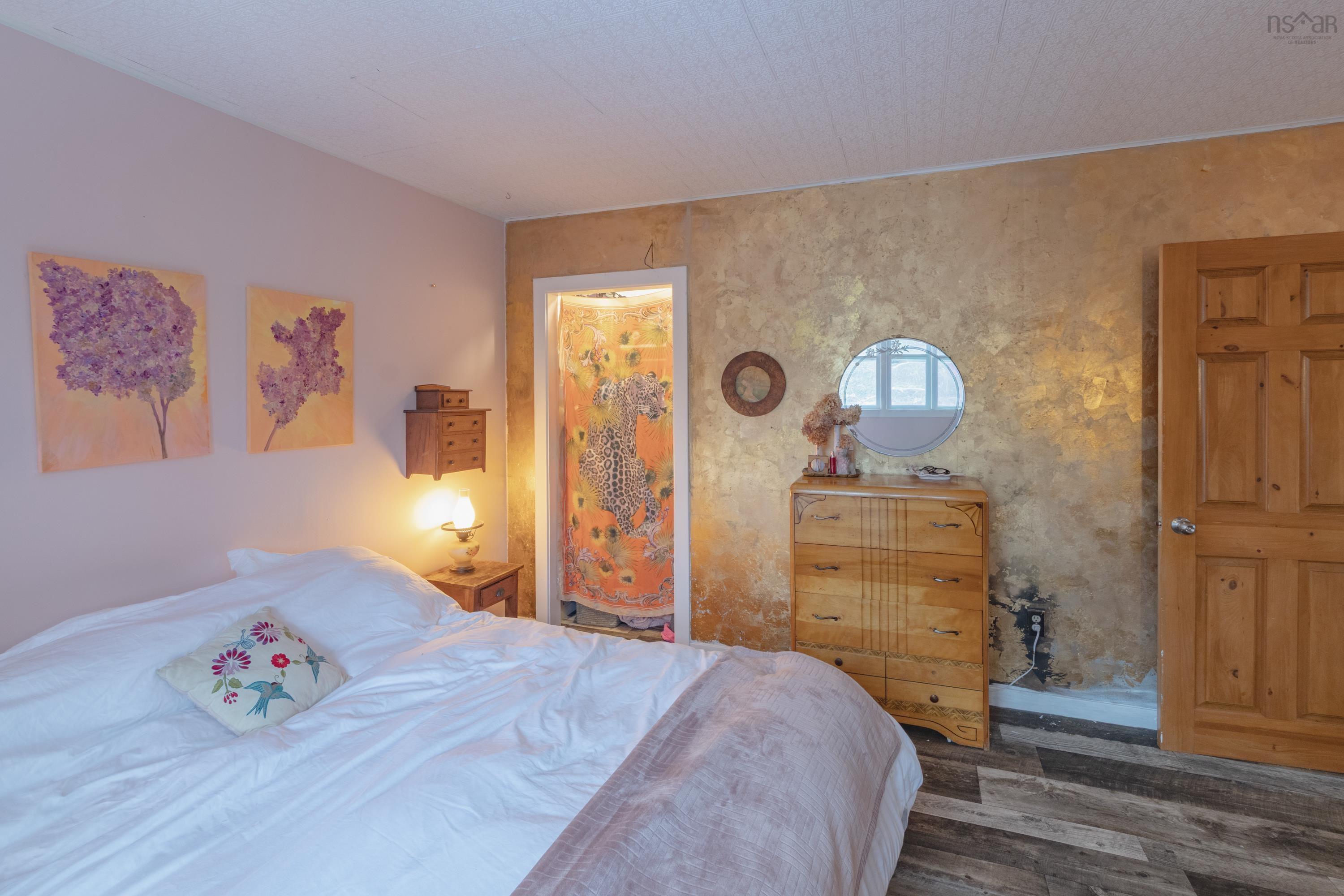 $289,900.00: 109 Ohio Road, Shelburne