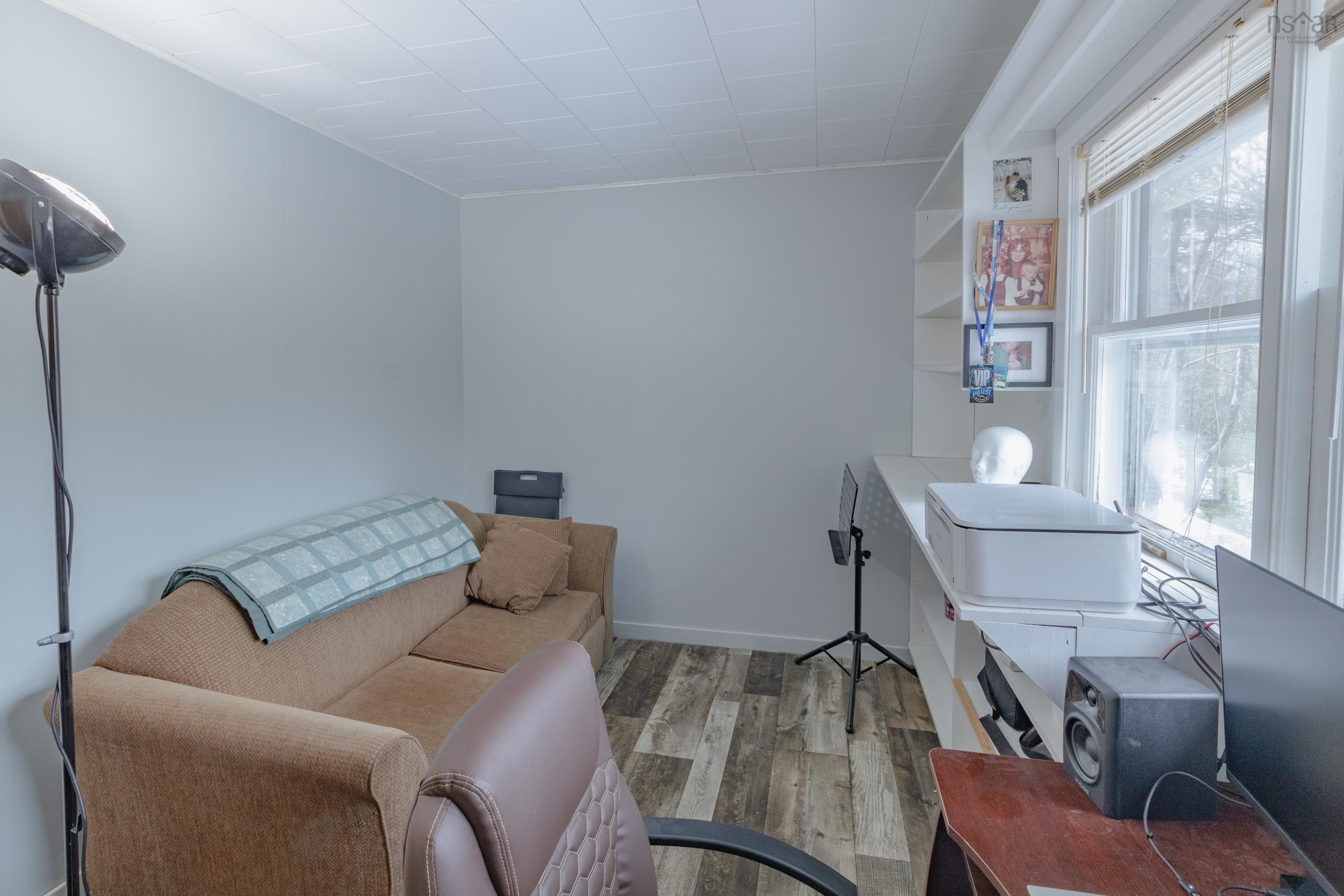 $289,900.00: 109 Ohio Road, Shelburne