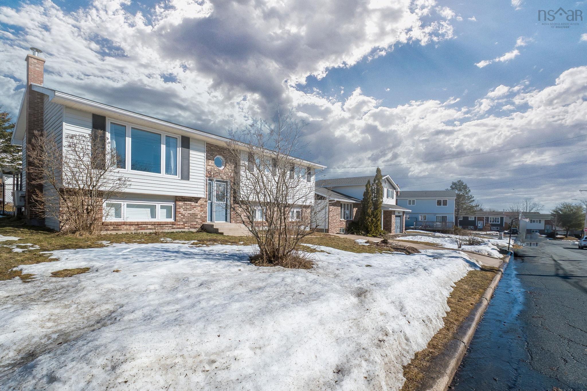 $589,900.00: 107 La Pierre Crescent, Dartmouth