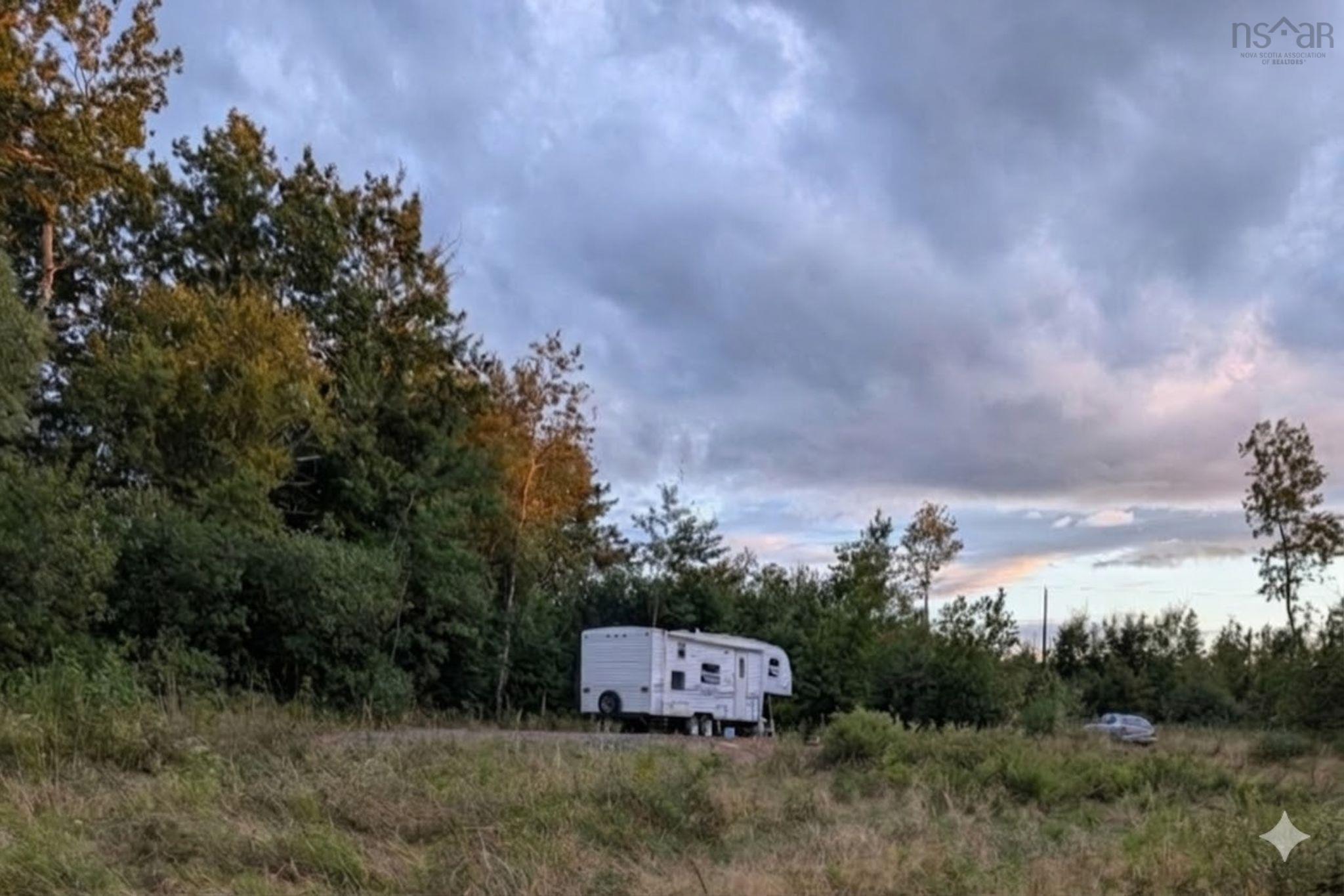 $38,000.00: 1013 River John Road, Hedgeville