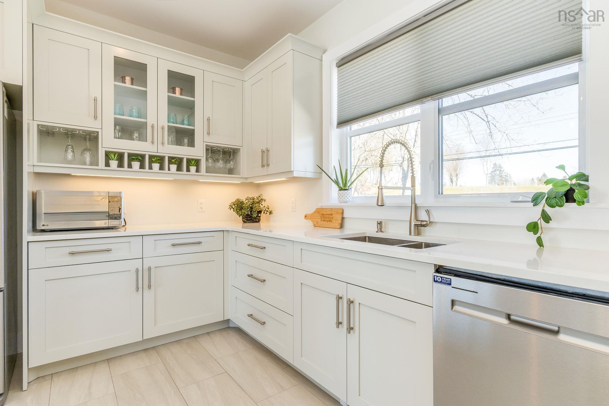 $899,900.00: 30 Montague Road, Lake Loon