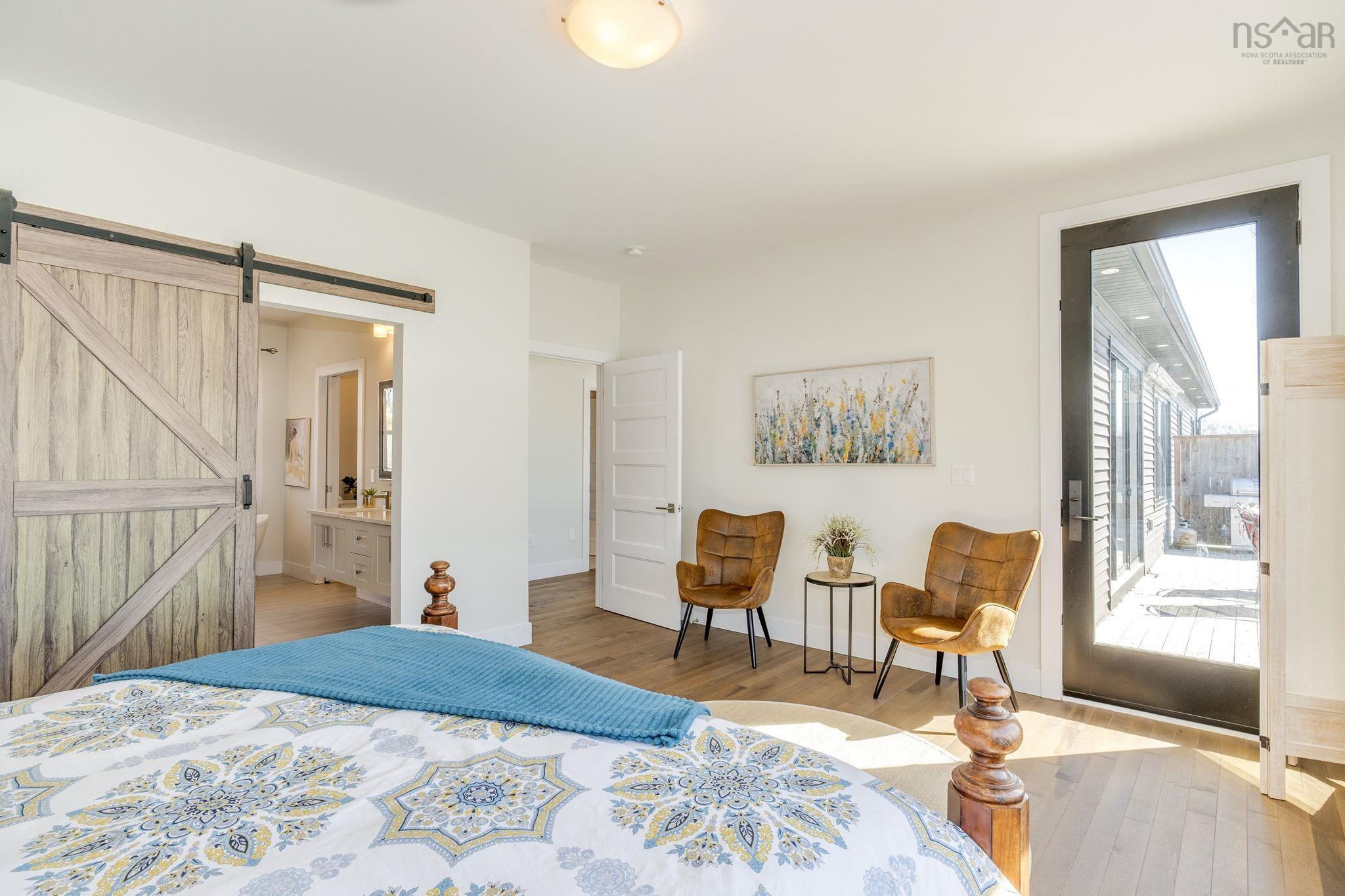 $899,900.00: 30 Montague Road, Lake Loon