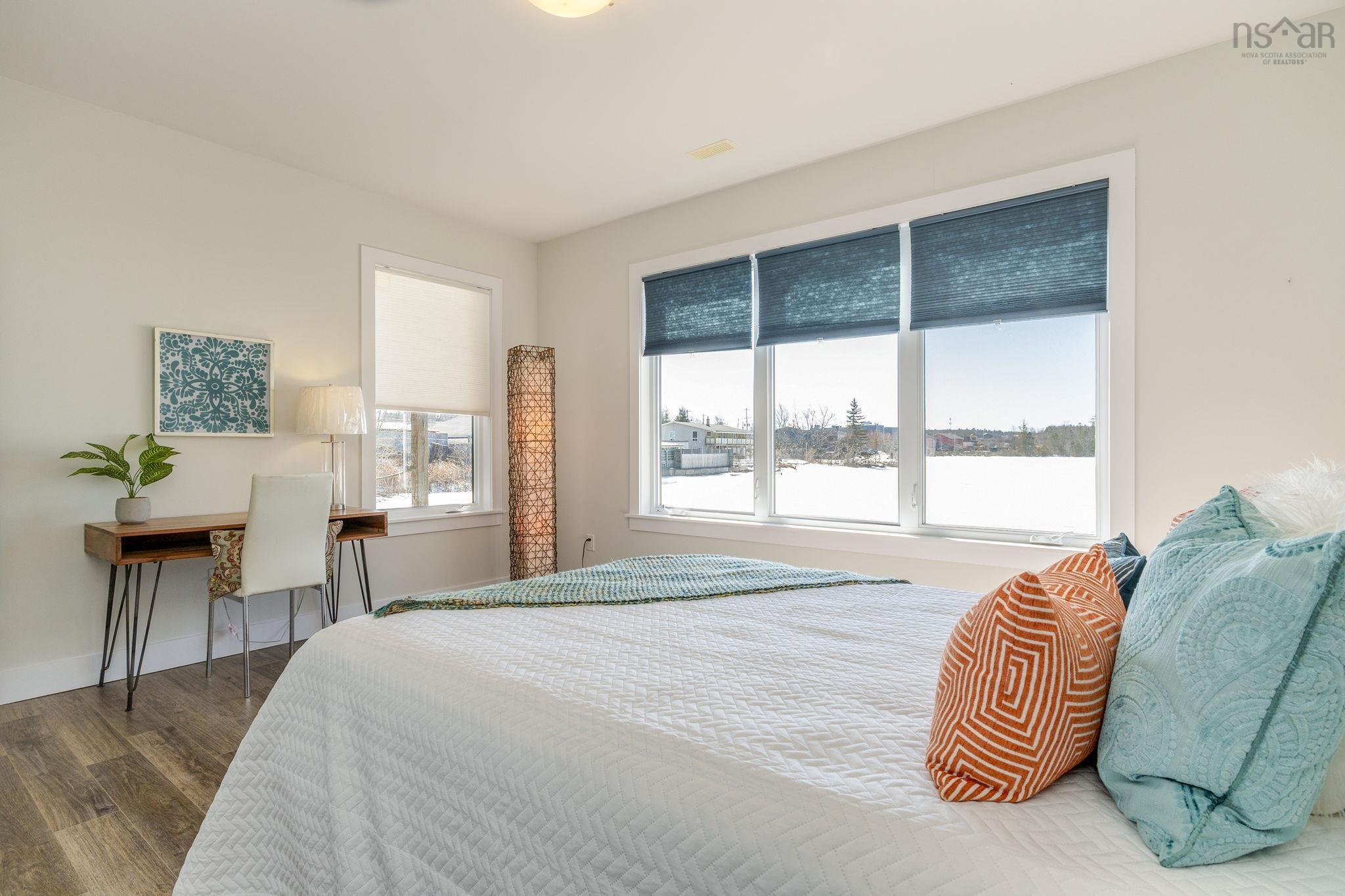 $899,900.00: 30 Montague Road, Lake Loon