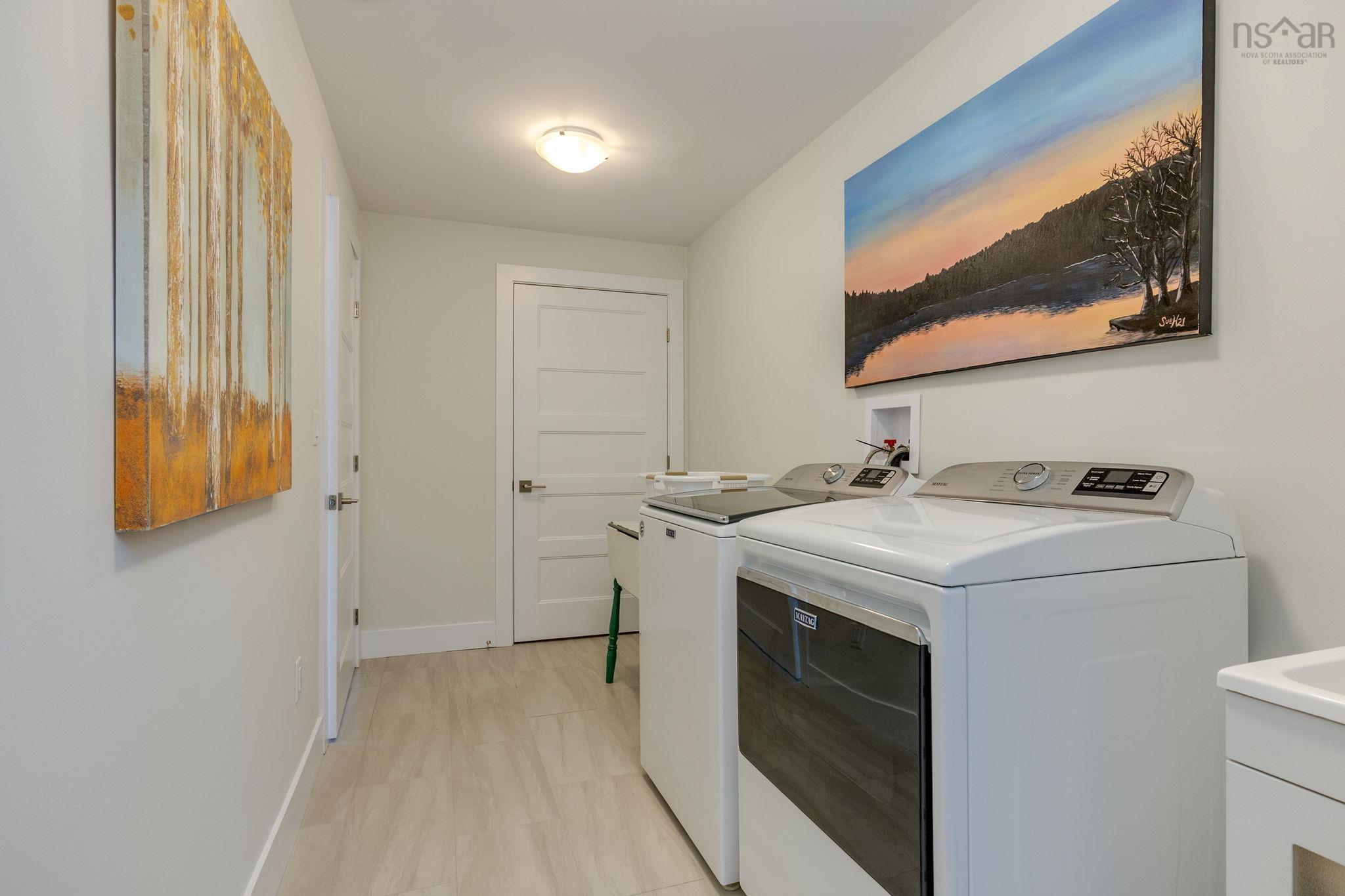 $899,900.00: 30 Montague Road, Lake Loon