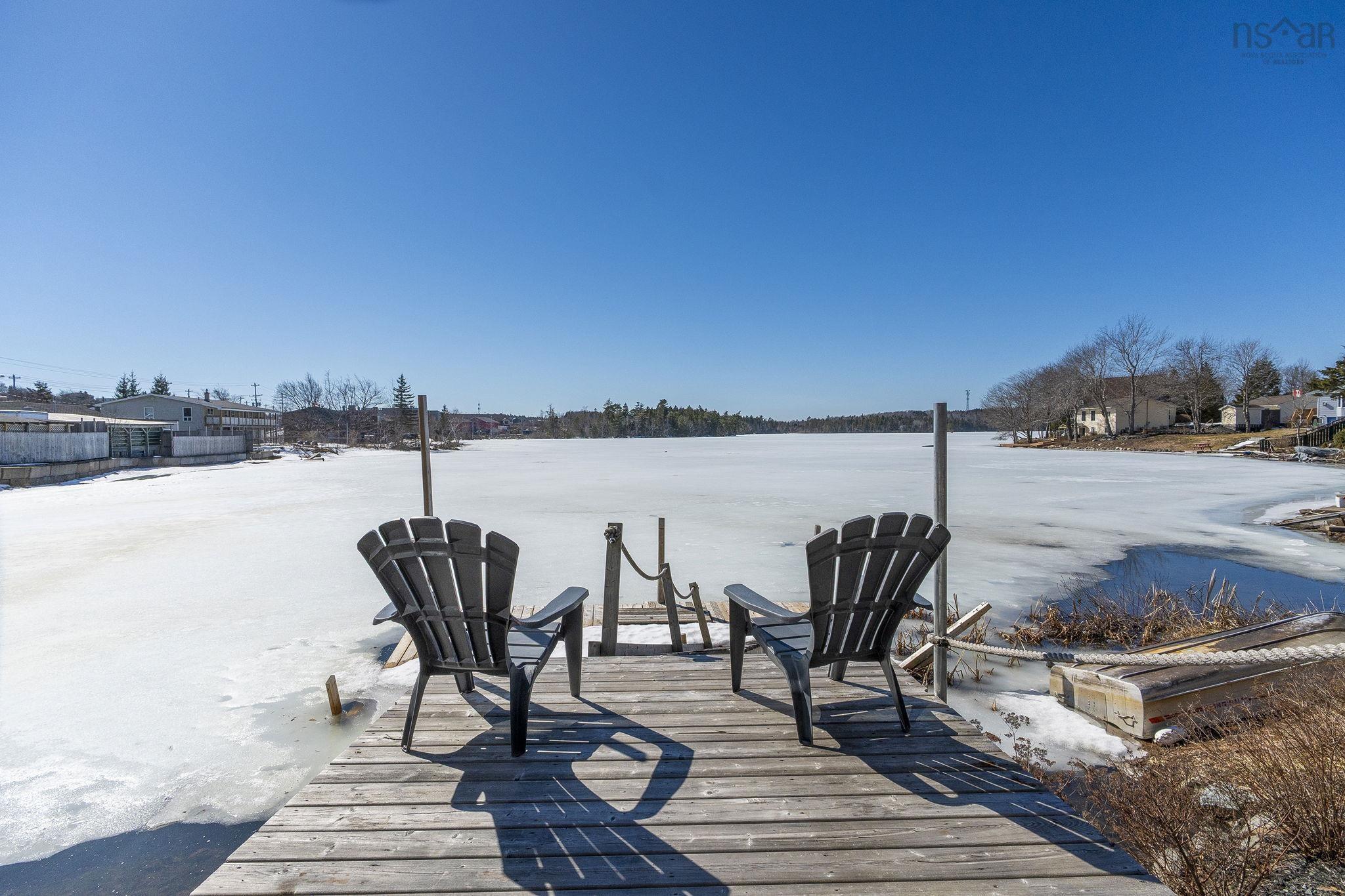 $899,900.00: 30 Montague Road, Lake Loon