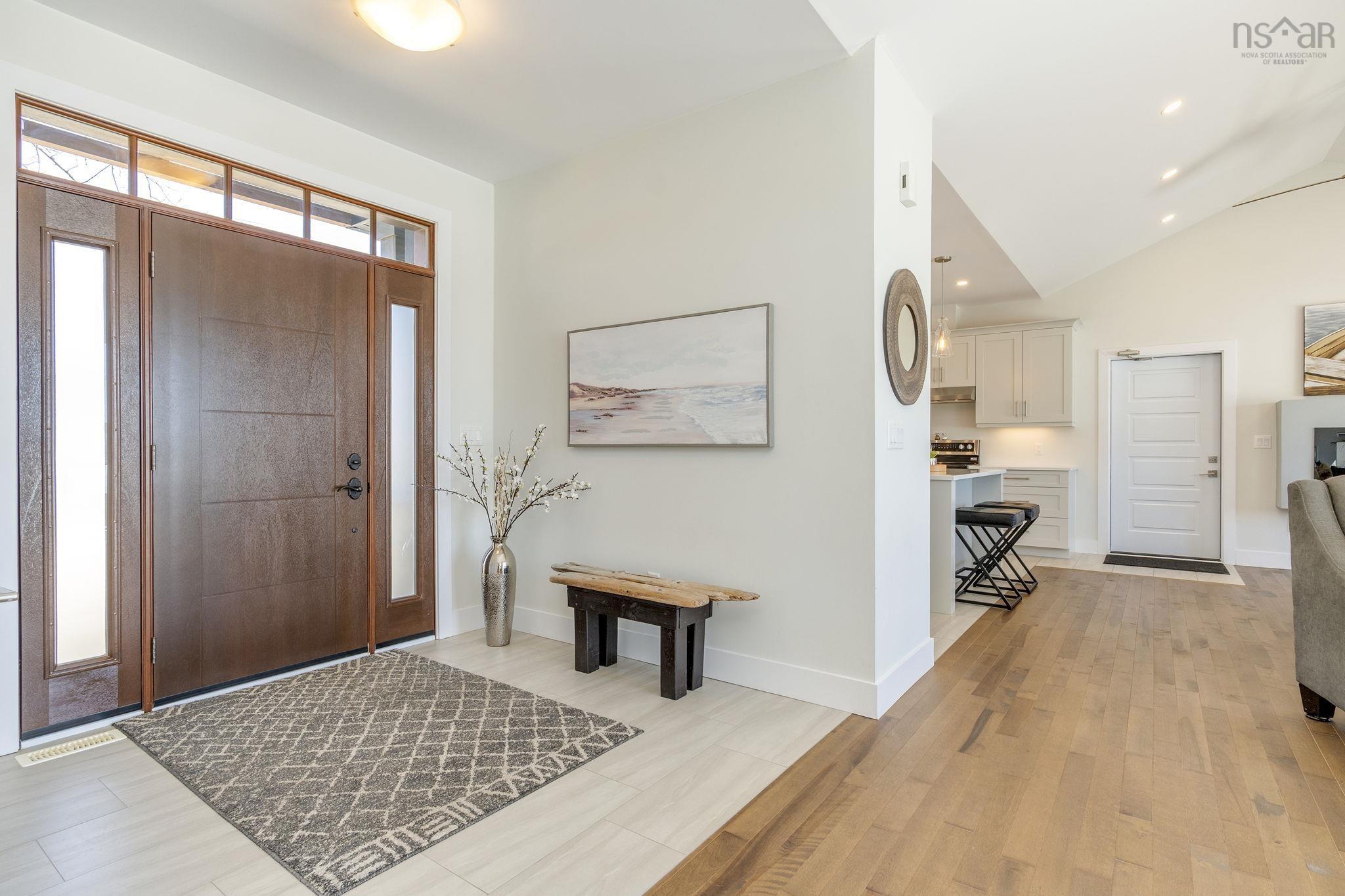 $899,900.00: 30 Montague Road, Lake Loon