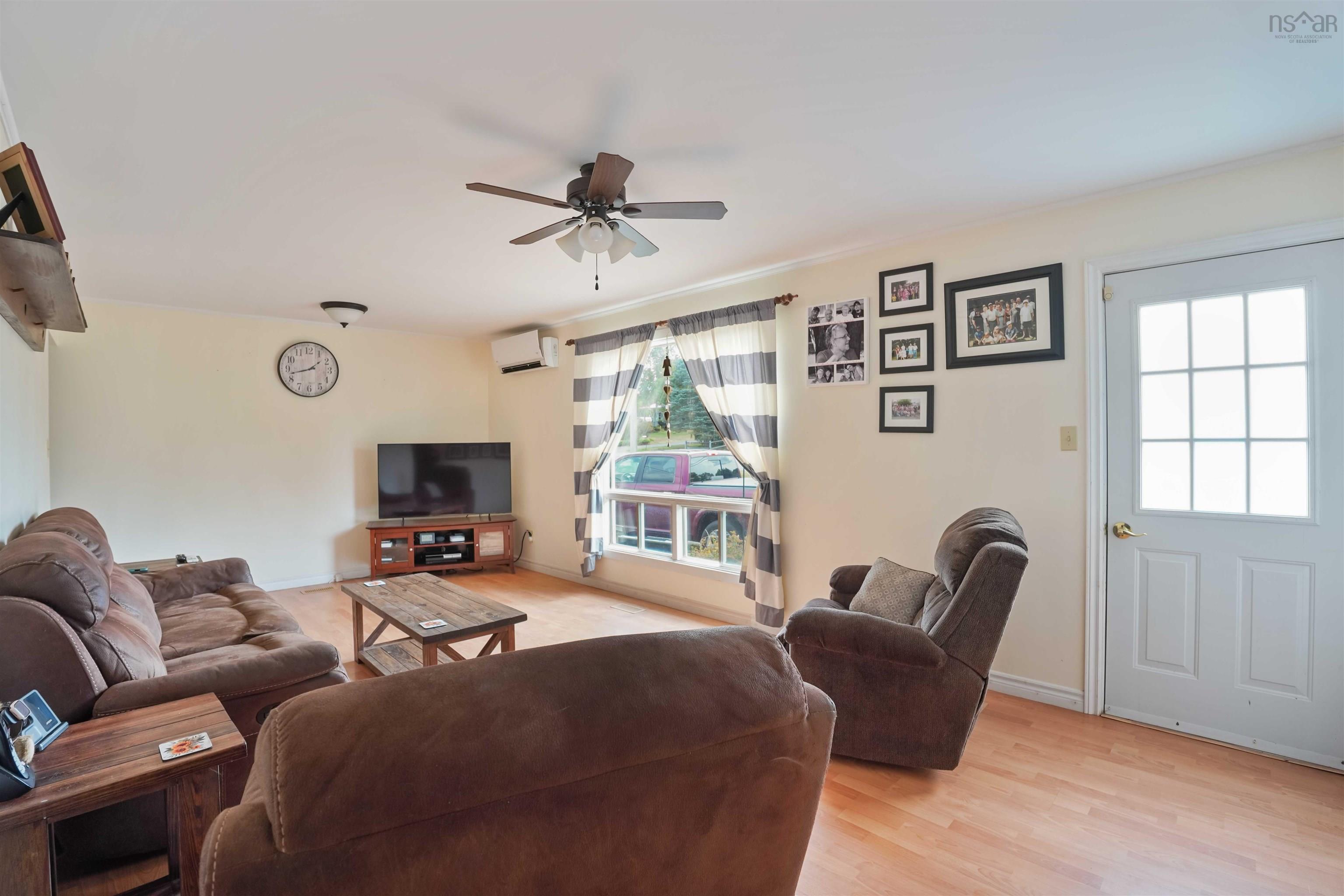 $374,500.00: 8049 Highway 221, Centreville