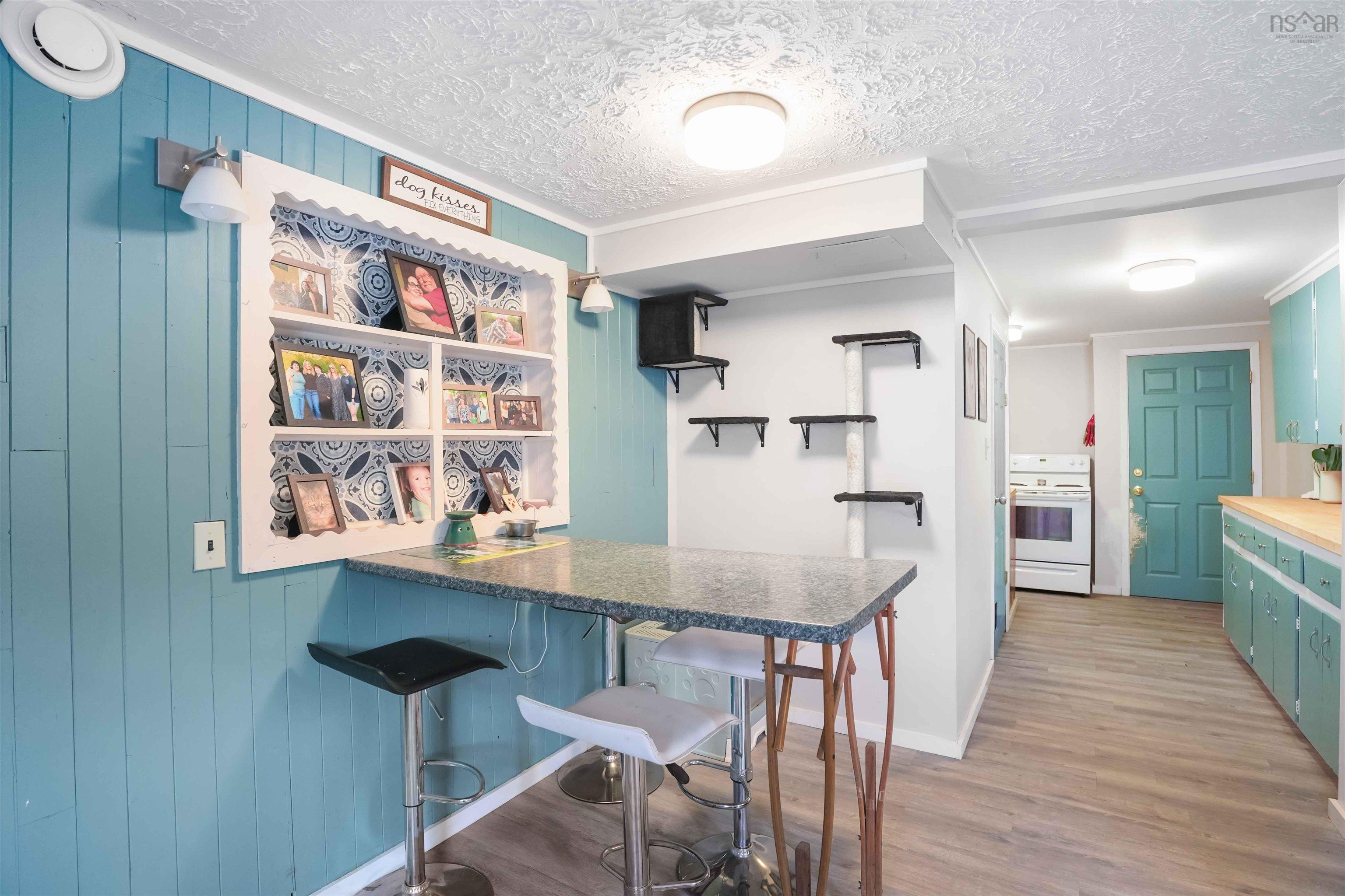 $374,500.00: 8049 Highway 221, Centreville