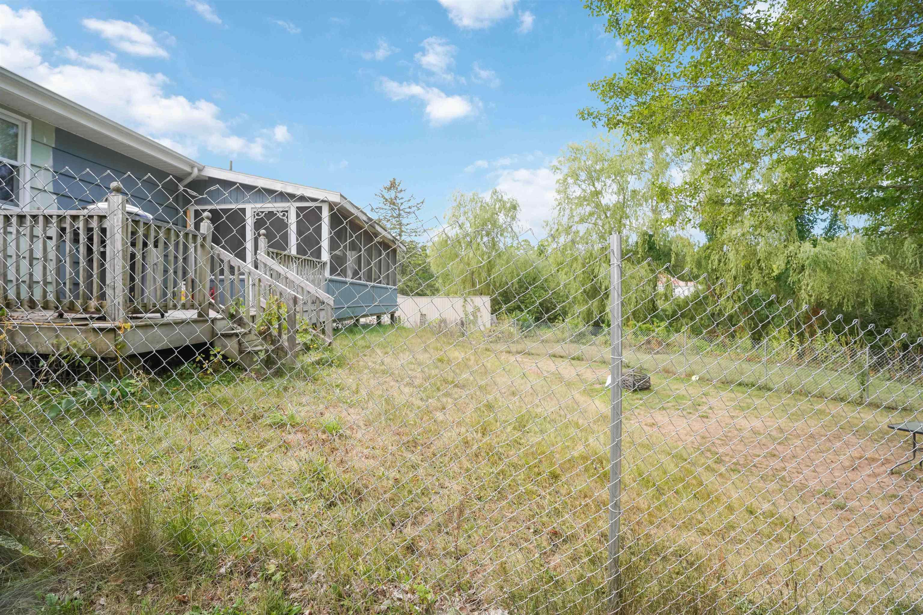 $374,500.00: 8049 Highway 221, Centreville