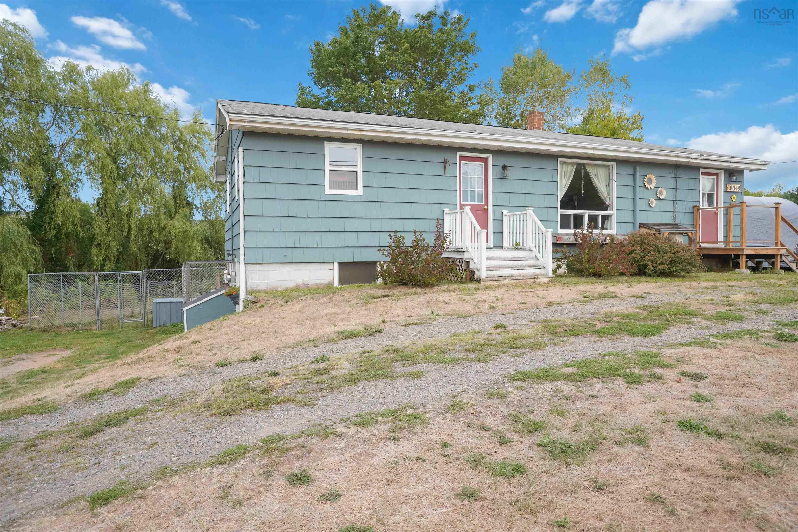 $374,500.00: 8049 Highway 221, Centreville