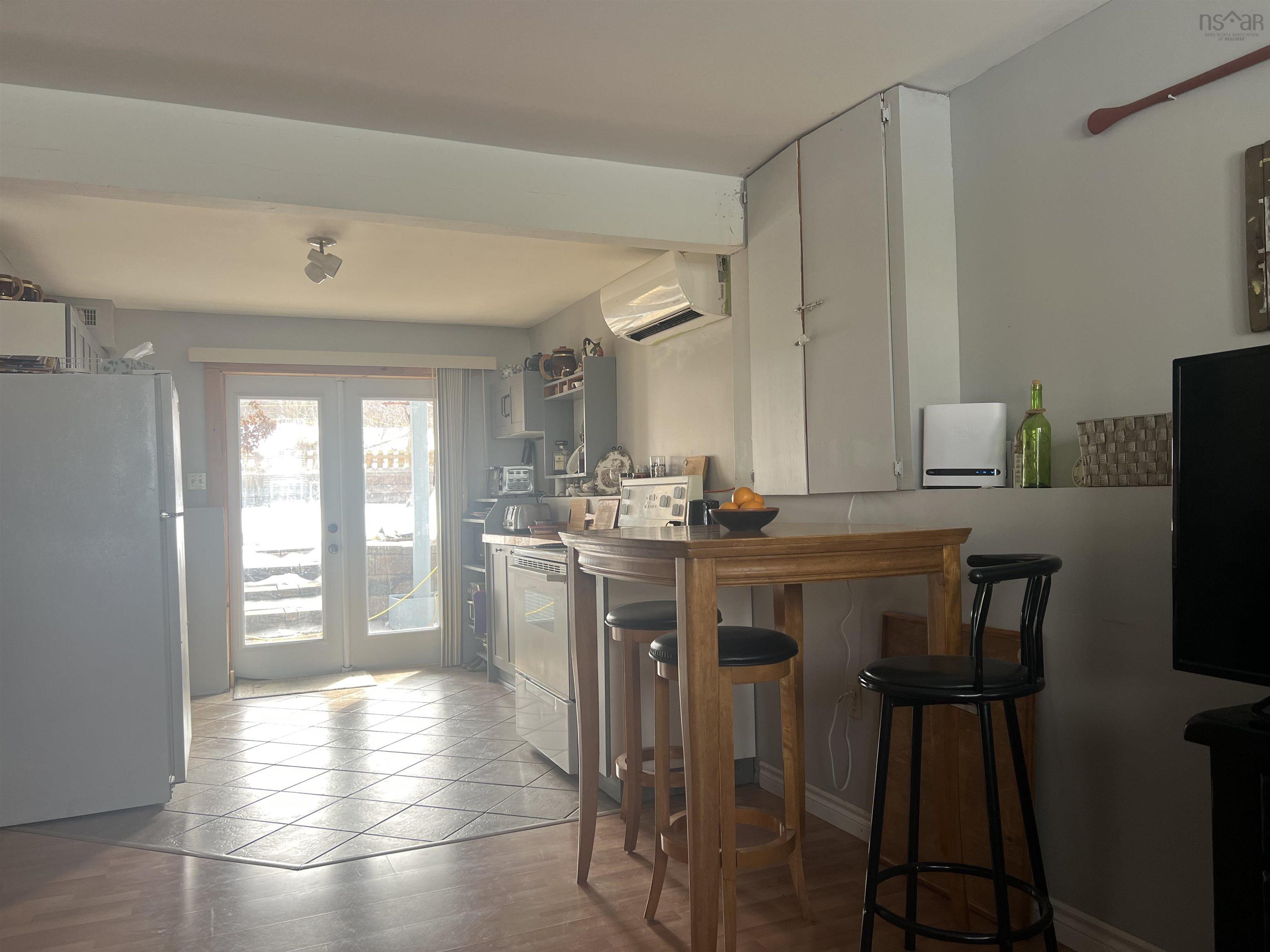 $429,900.00: 406 Parkdale Avenue, Truro