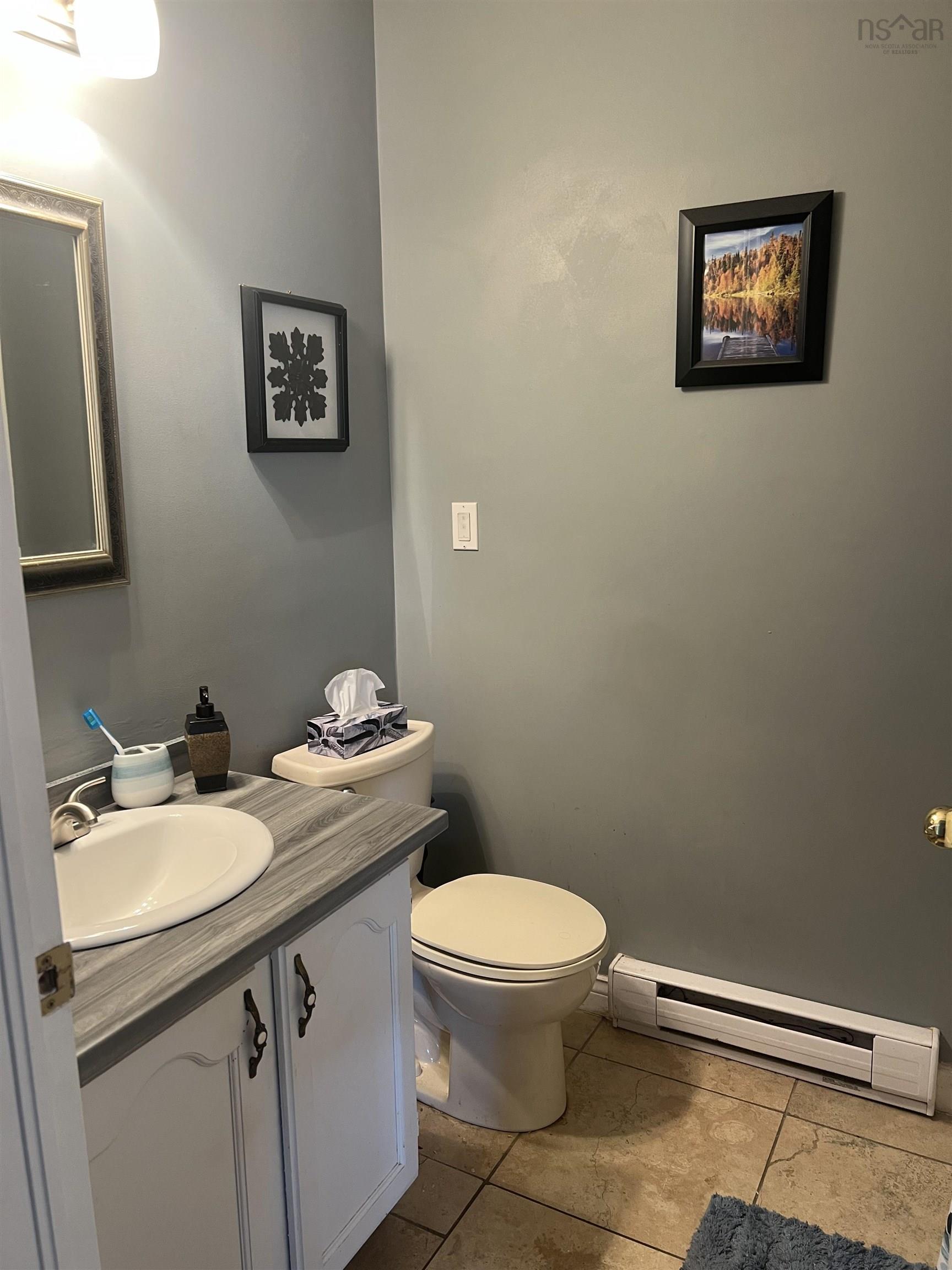 $429,900.00: 406 Parkdale Avenue, Truro