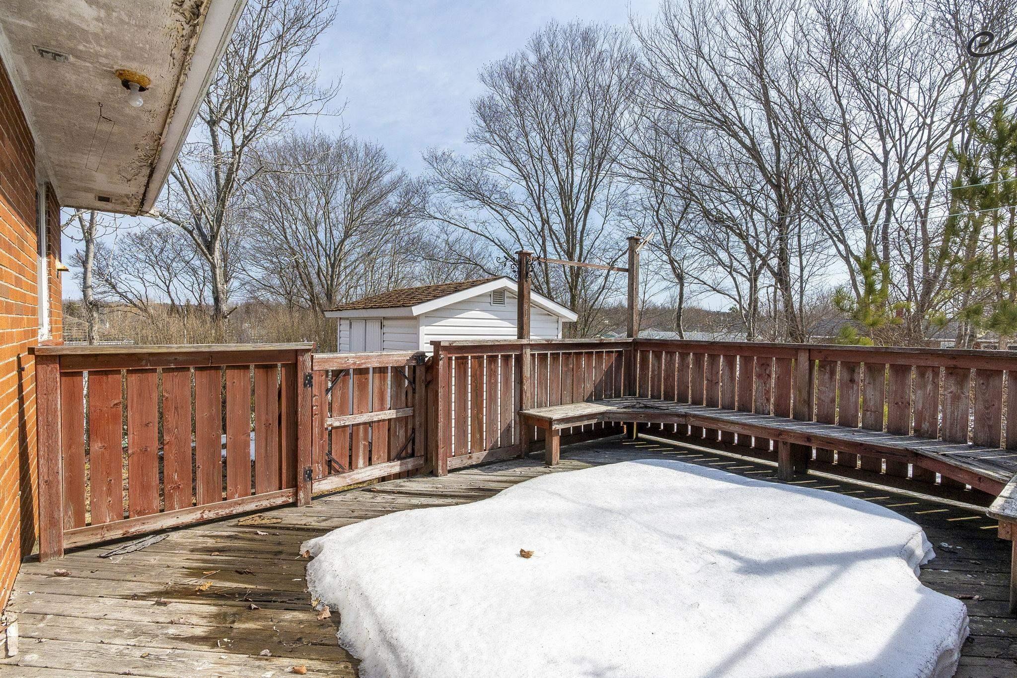 $299,900.00: 42 Oakwood Avenue, Dartmouth