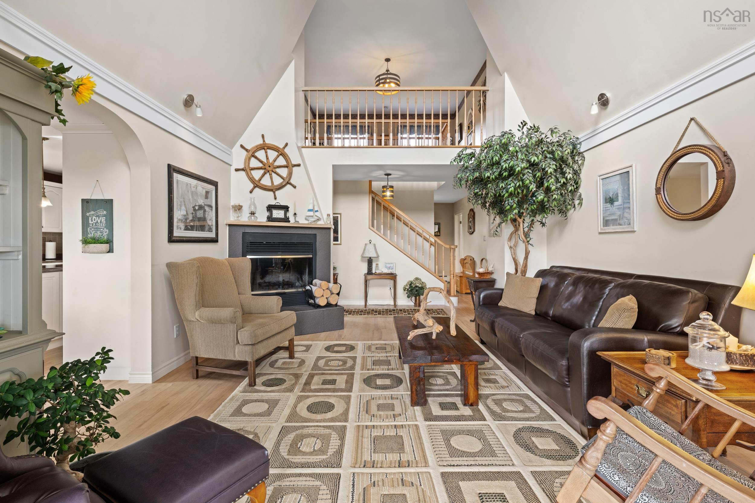 $1,190,000.00: 19 Graves Island Road, East Chester