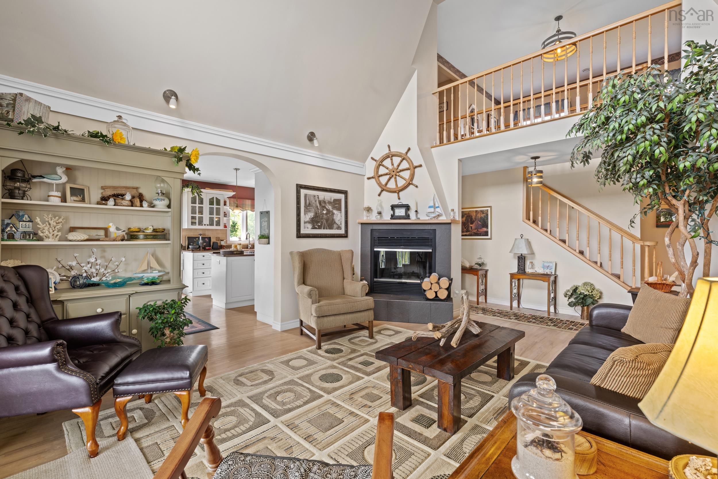 $1,190,000.00: 19 Graves Island Road, East Chester