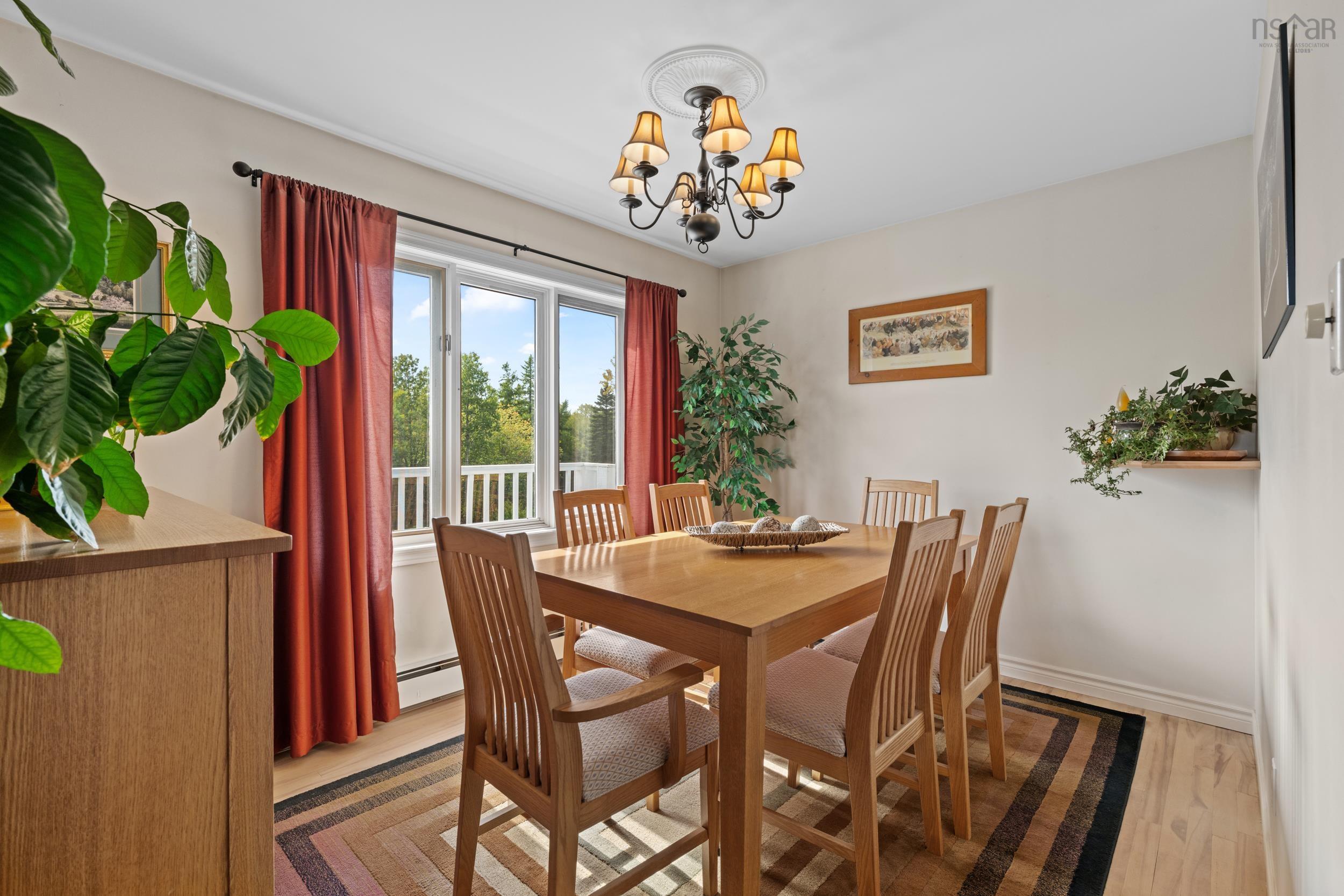 $1,190,000.00: 19 Graves Island Road, East Chester