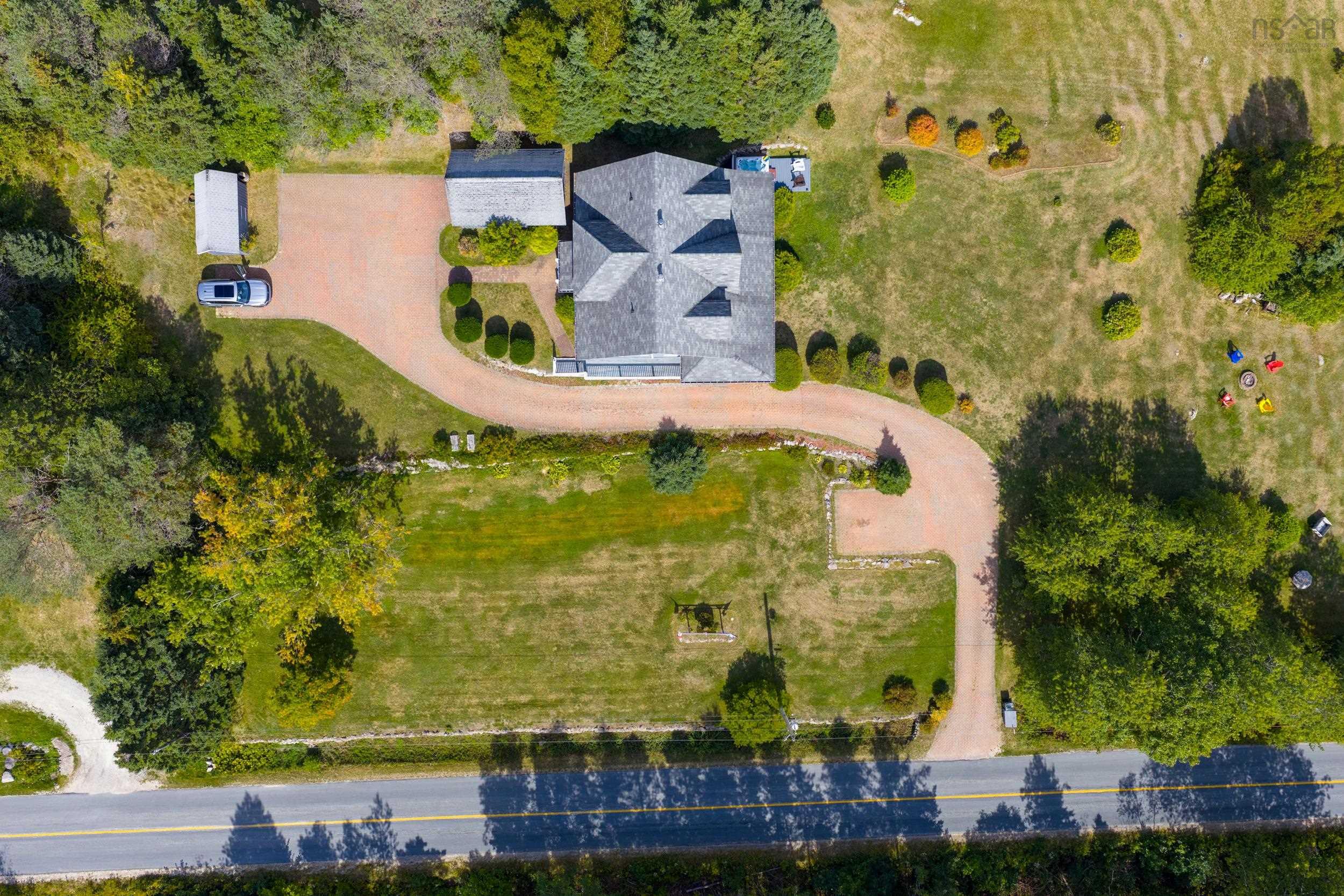 $1,190,000.00: 19 Graves Island Road, East Chester