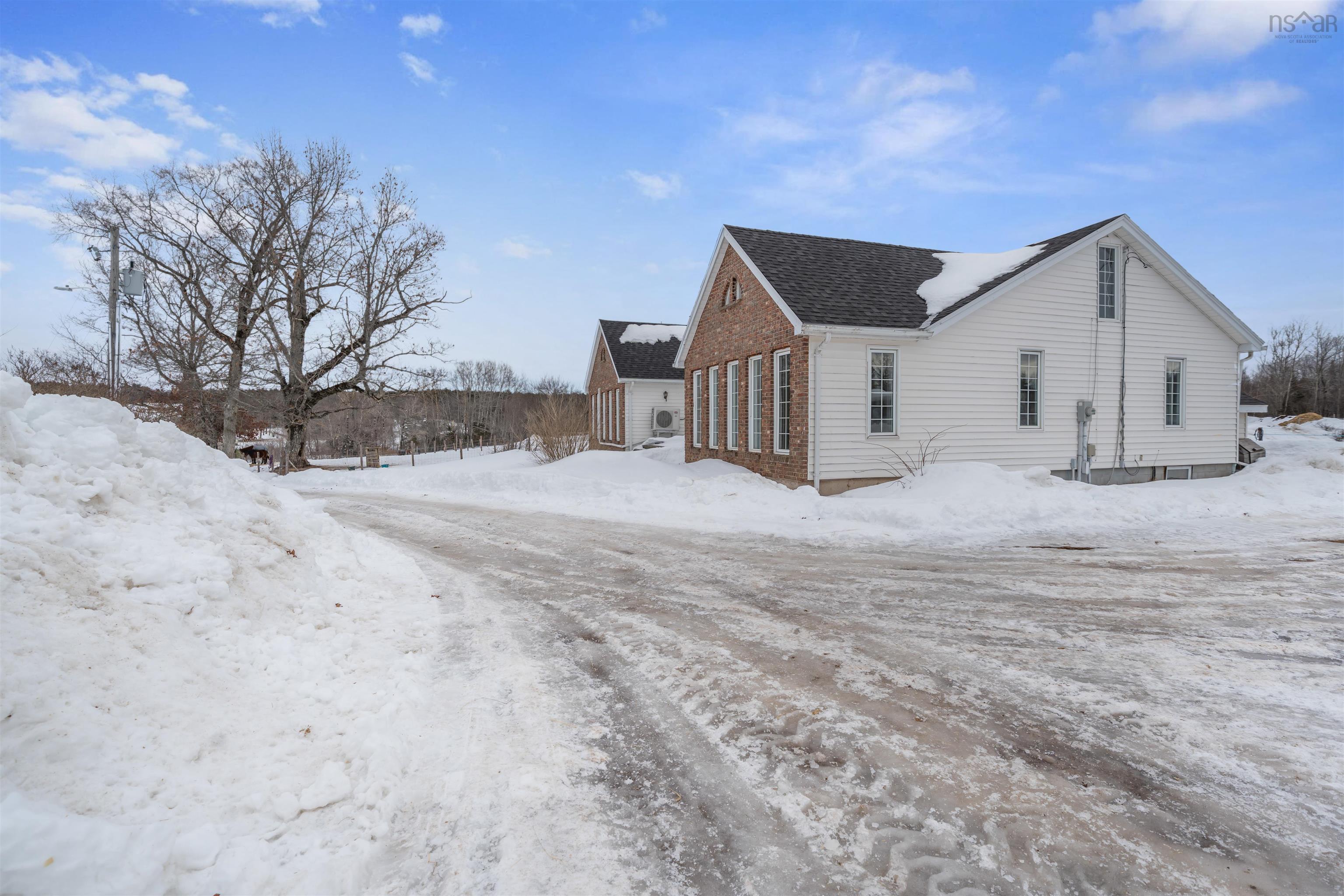 $1,250,000.00: 5124 Highway 14 Highway, Upper Nine Mile River