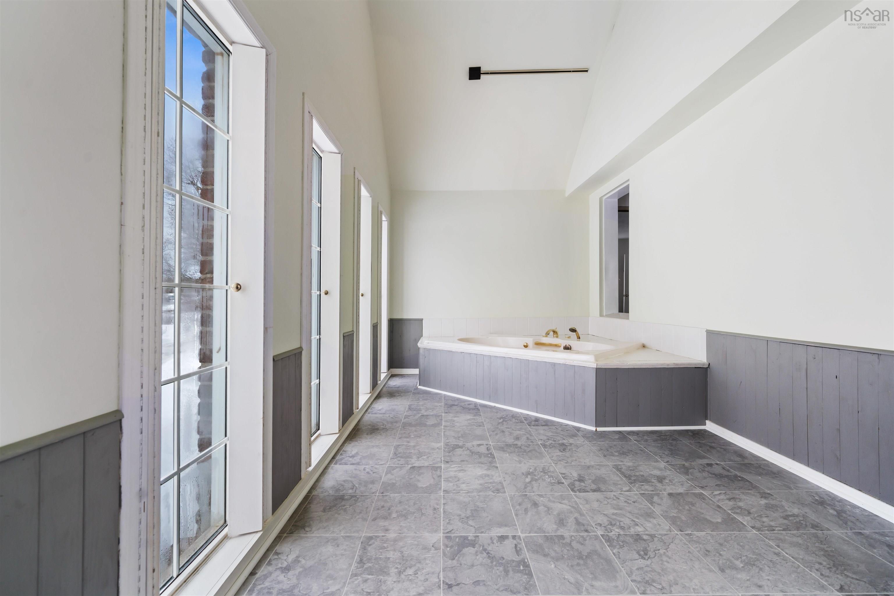 $1,250,000.00: 5124 Highway 14 Highway, Upper Nine Mile River