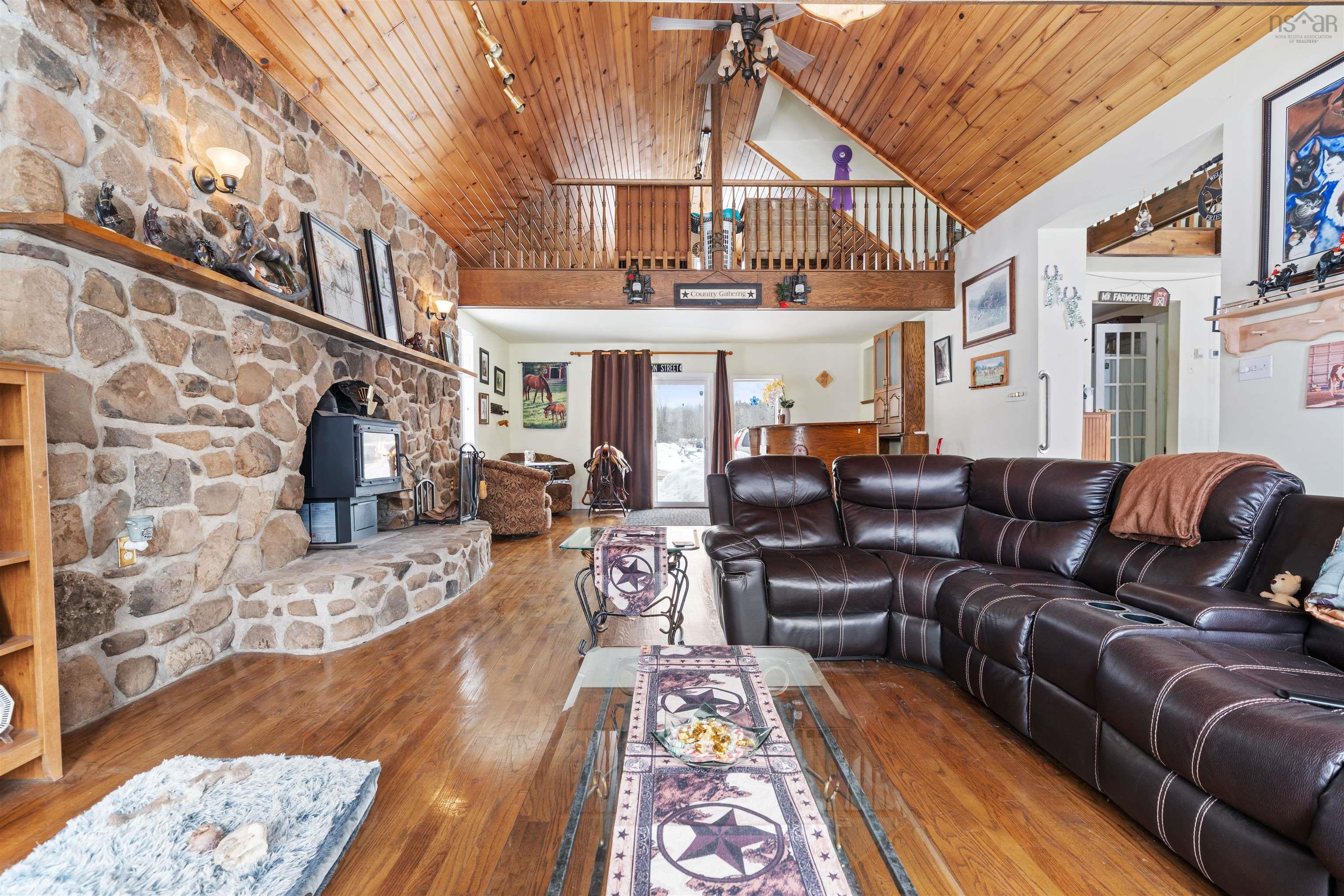 $1,250,000.00: 5124 Highway 14 Highway, Upper Nine Mile River