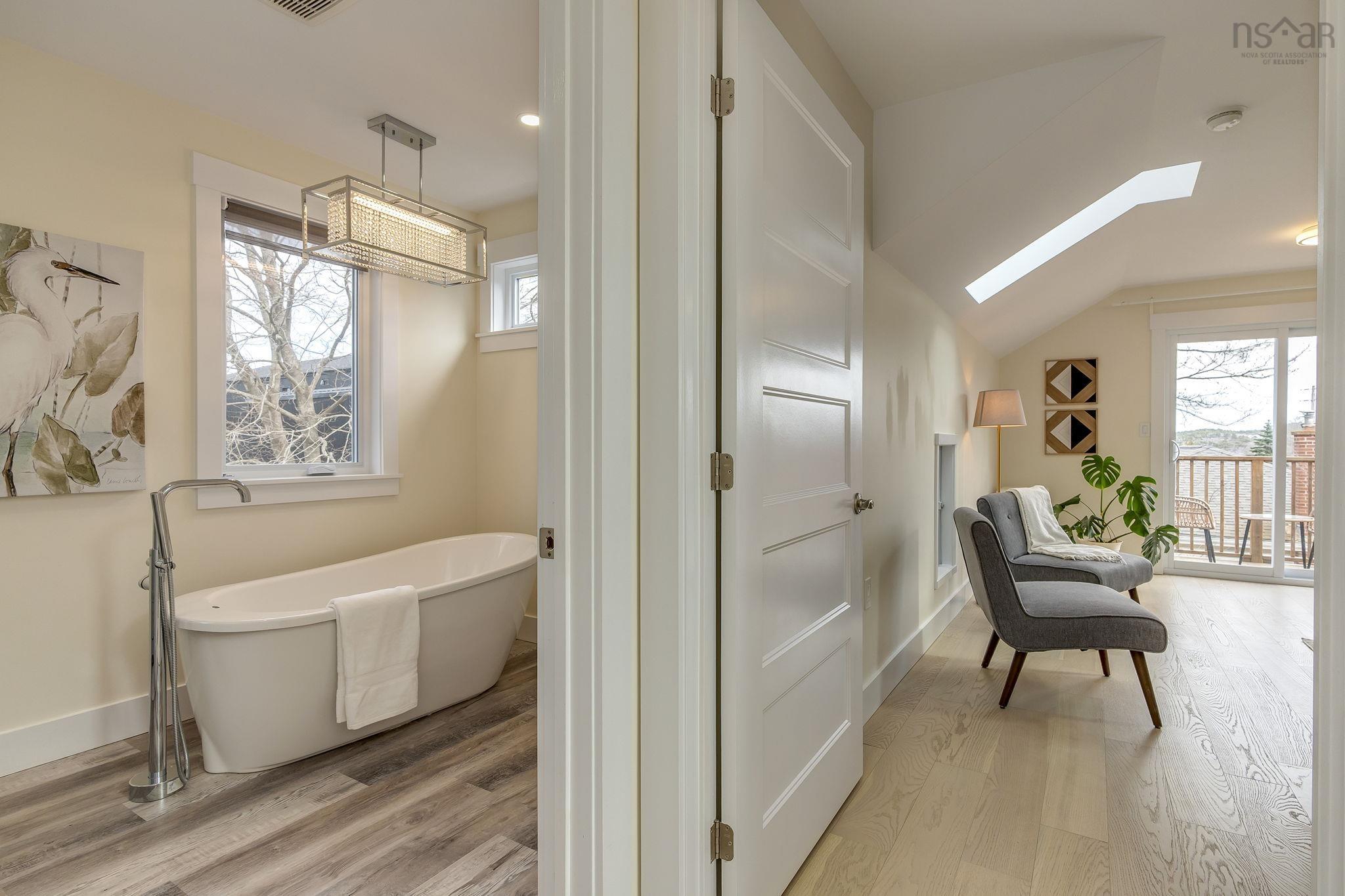 $1,120,000.00: 2779 Joseph Howe Drive, Halifax