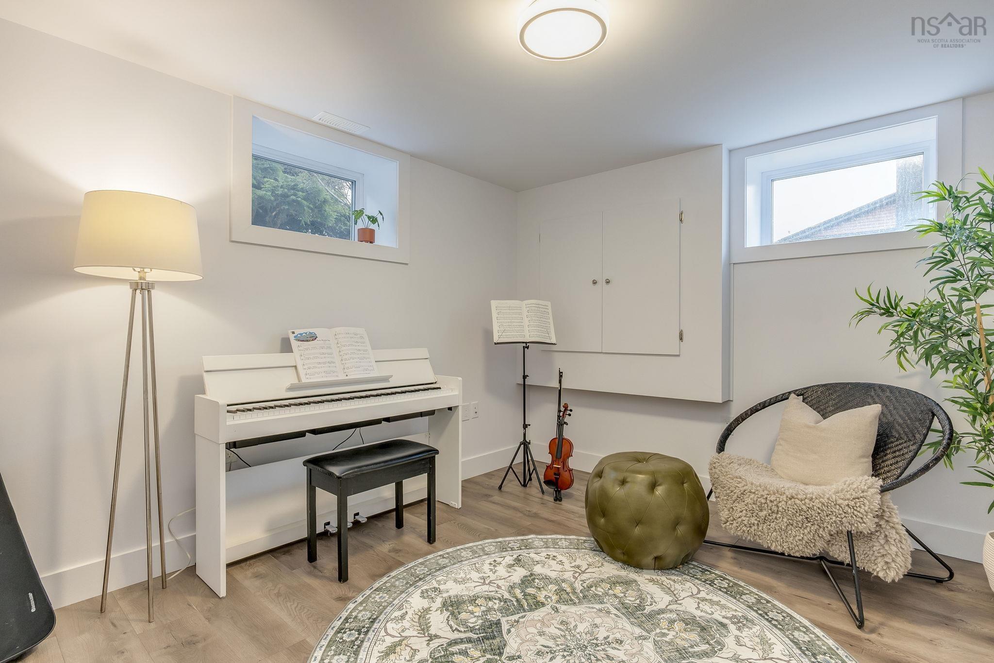 $1,120,000.00: 2779 Joseph Howe Drive, Halifax